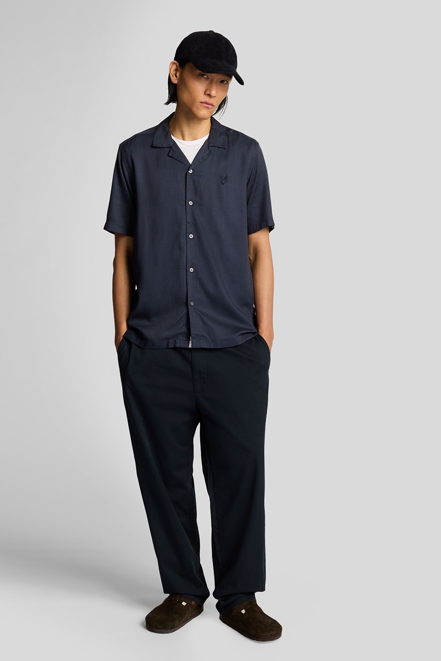 GEO MOTIF PRINTED REVERE SHIRT DARK NAVY 2