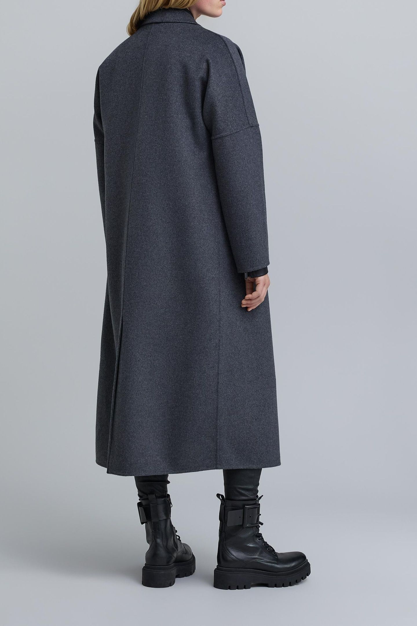 LONG GREY DOUBLE-BREASTED COAT 4