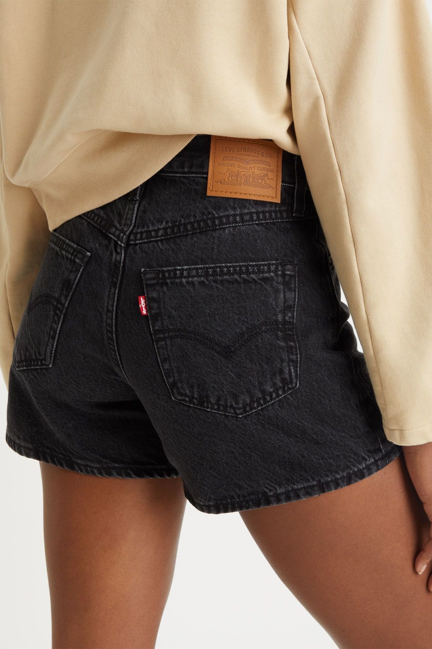 80S MOM SHORT BLACK STONEWASH 9