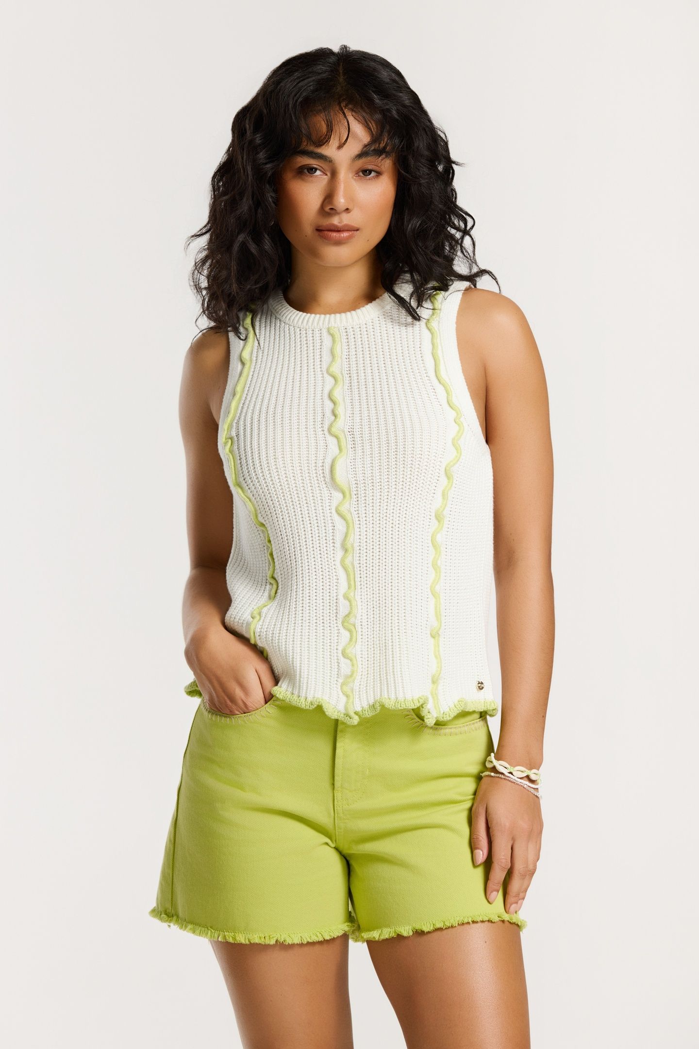 CARLA SHORTS GREEN PISTACHE 6