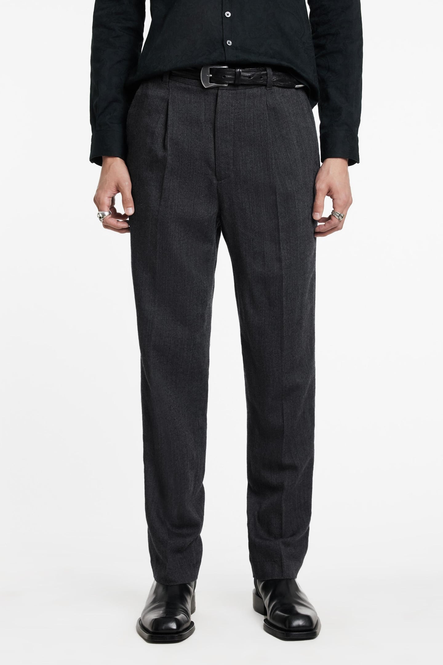 SLIM FIT PLEATED PANTS CARBON GREY 1