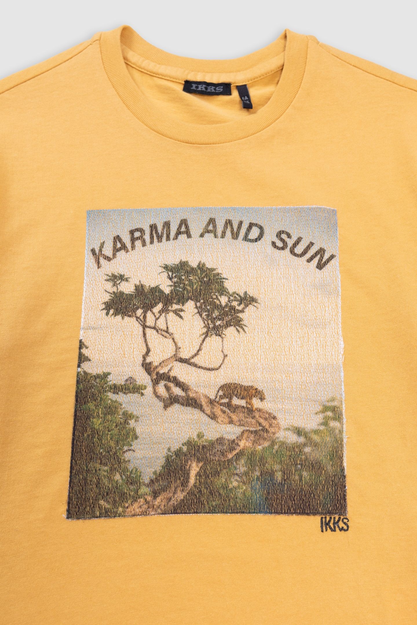 YELLOW ORGANIC COTTON TIGER ON TREE T-SHIRT 2
