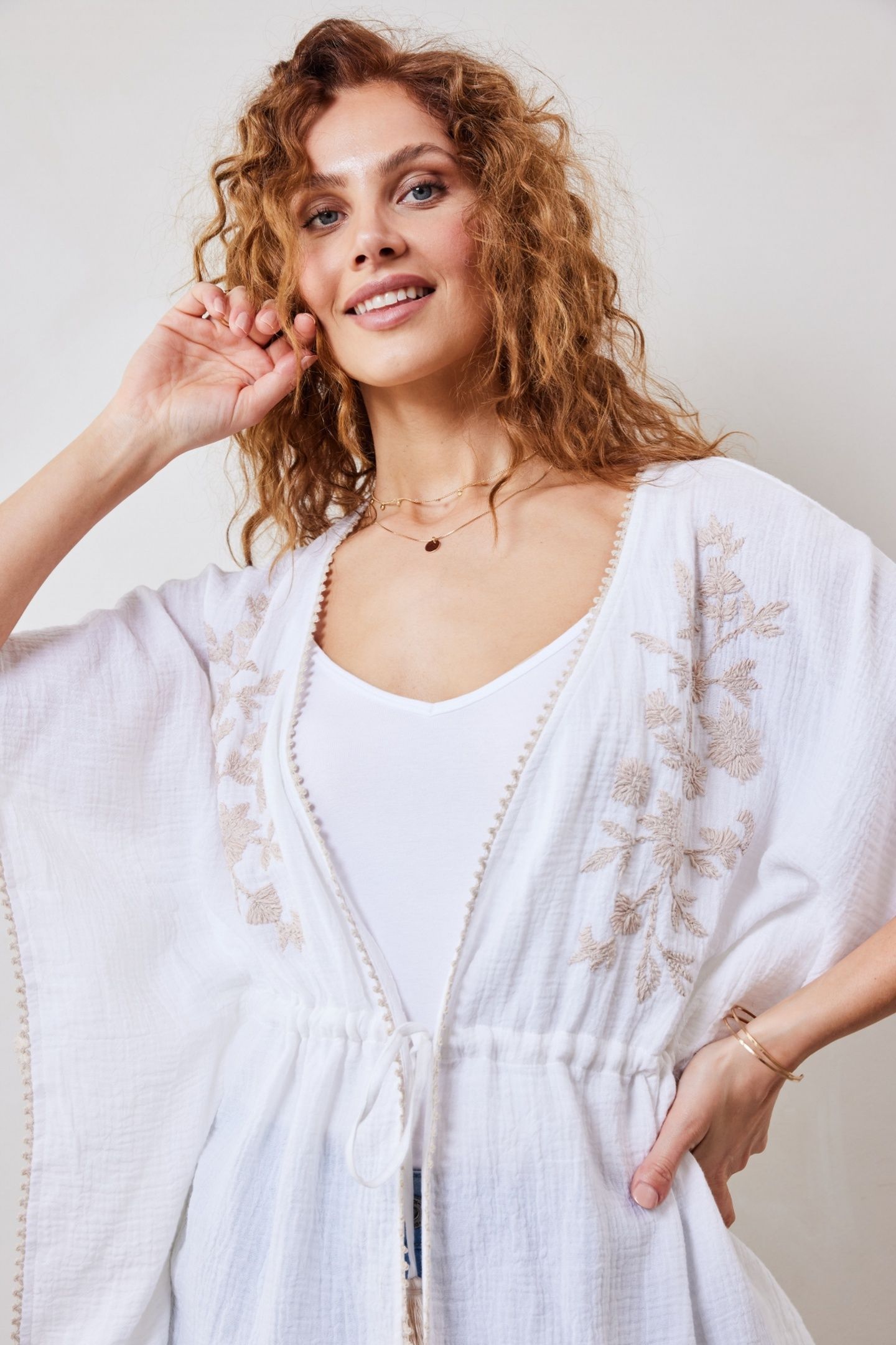 KAFTAN EMBRO IN OFFWHITE 4