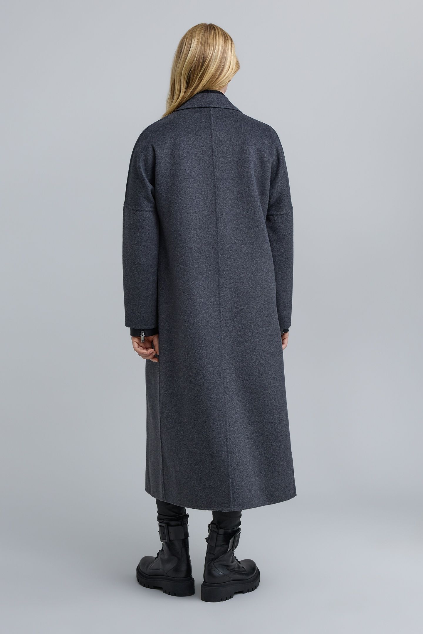 LONG GREY DOUBLE-BREASTED COAT 3