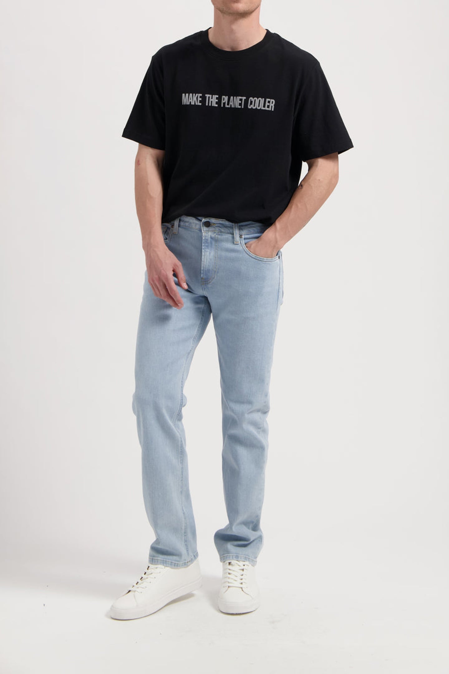 ROBIN TEE BLACK 5