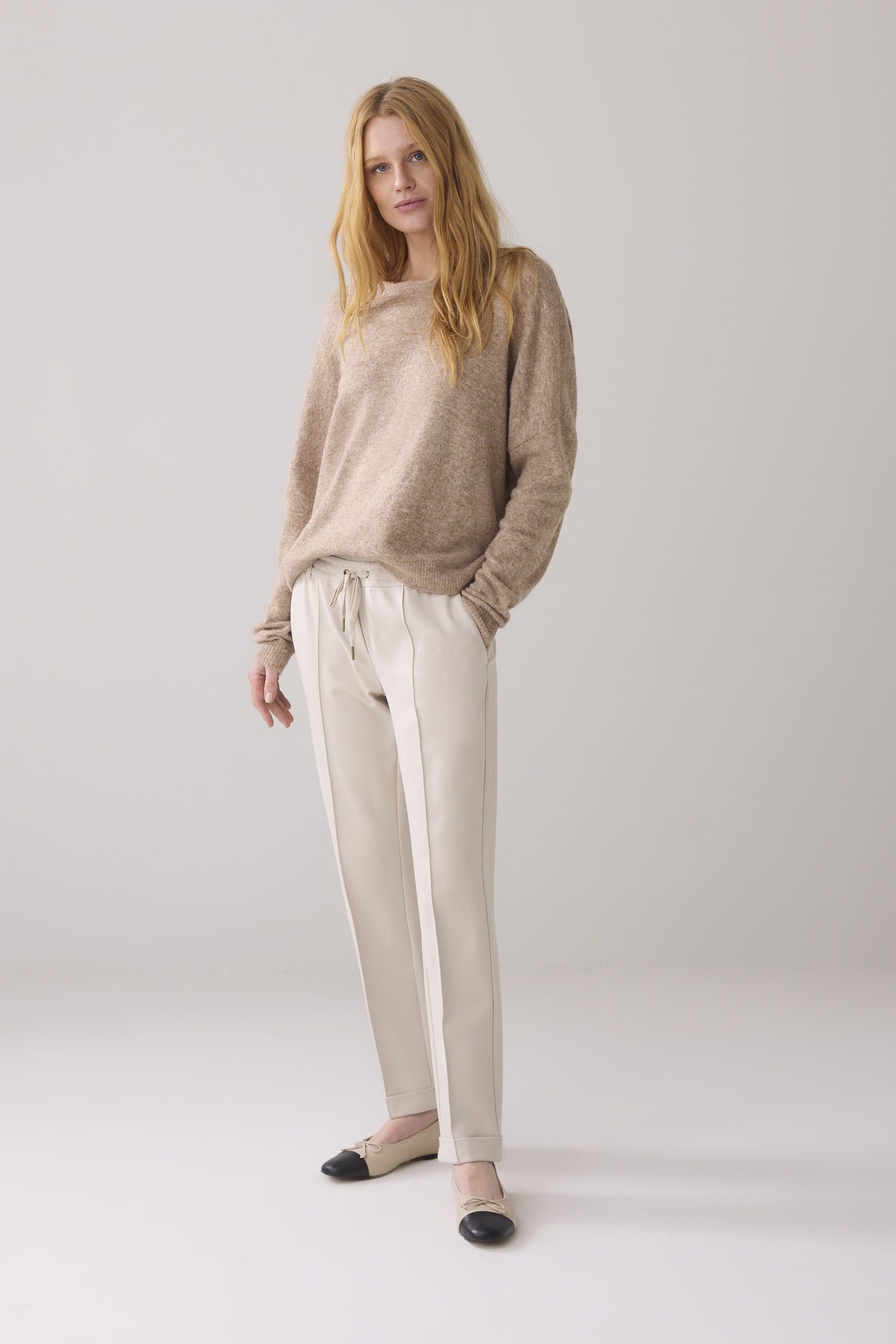 LEATHER BALLERINA PEBBLE BEIGE 1