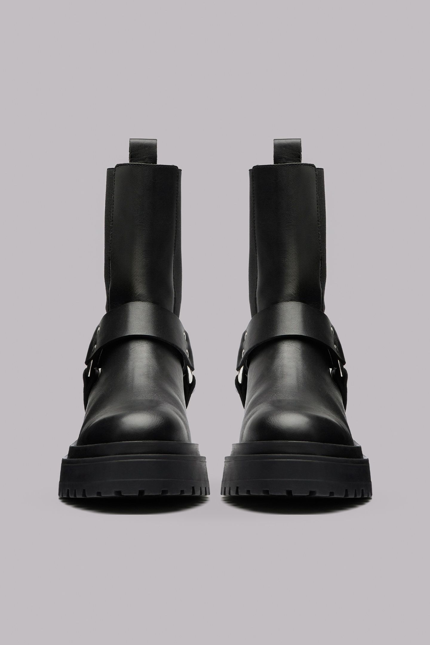 THE BLACK BIKER BOOTS 5