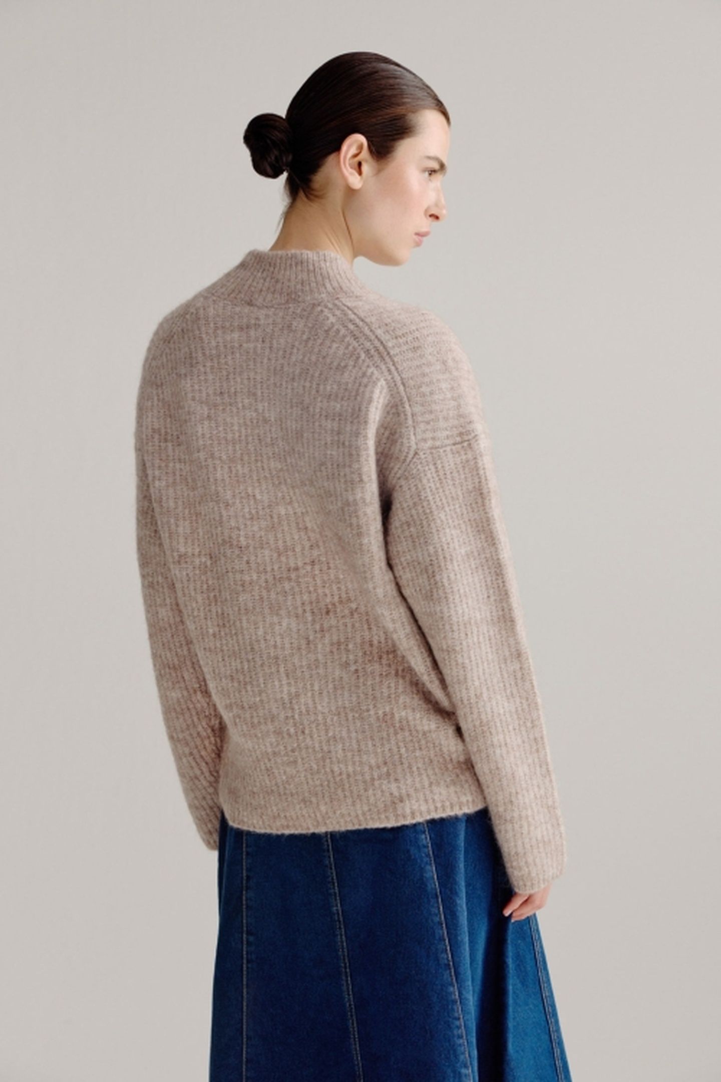 LARISSA SWEATER SAND 4