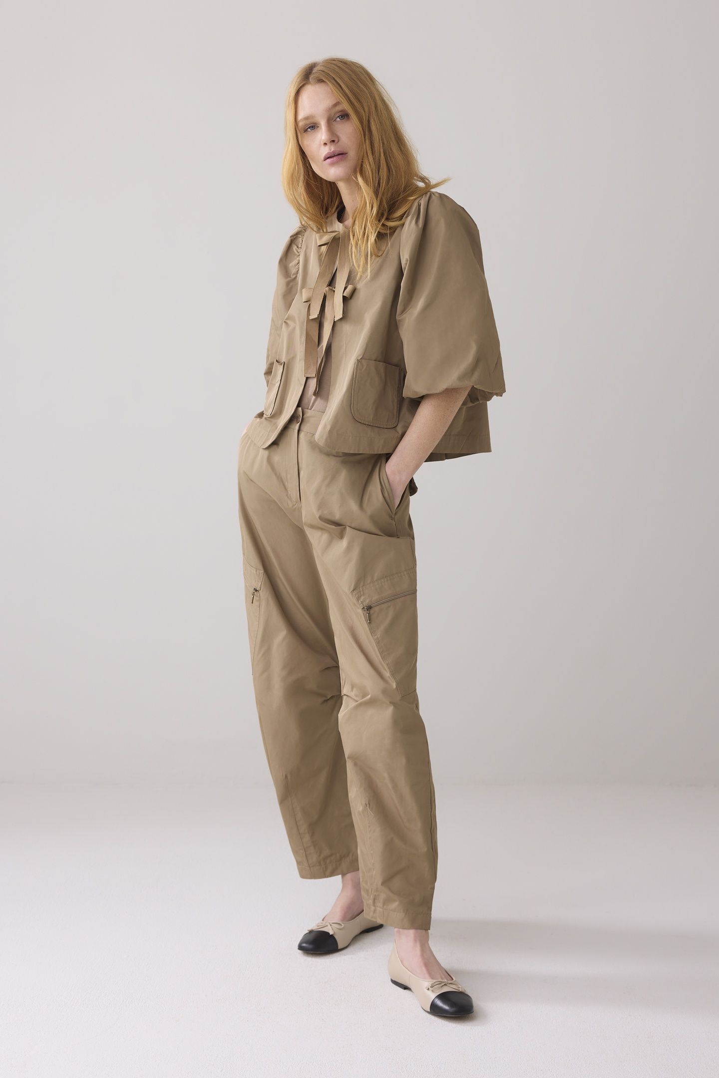 BLOUSE TAFT KHAKI 1