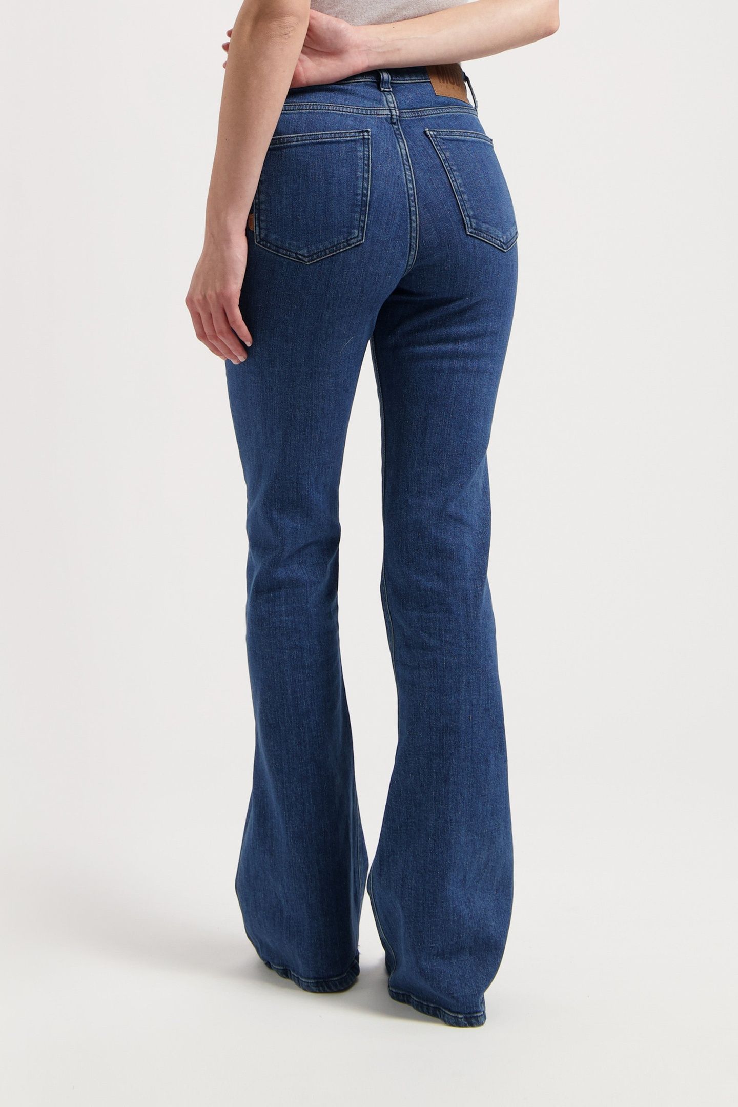ISY HIGH FLARED STONE INDIGO 3