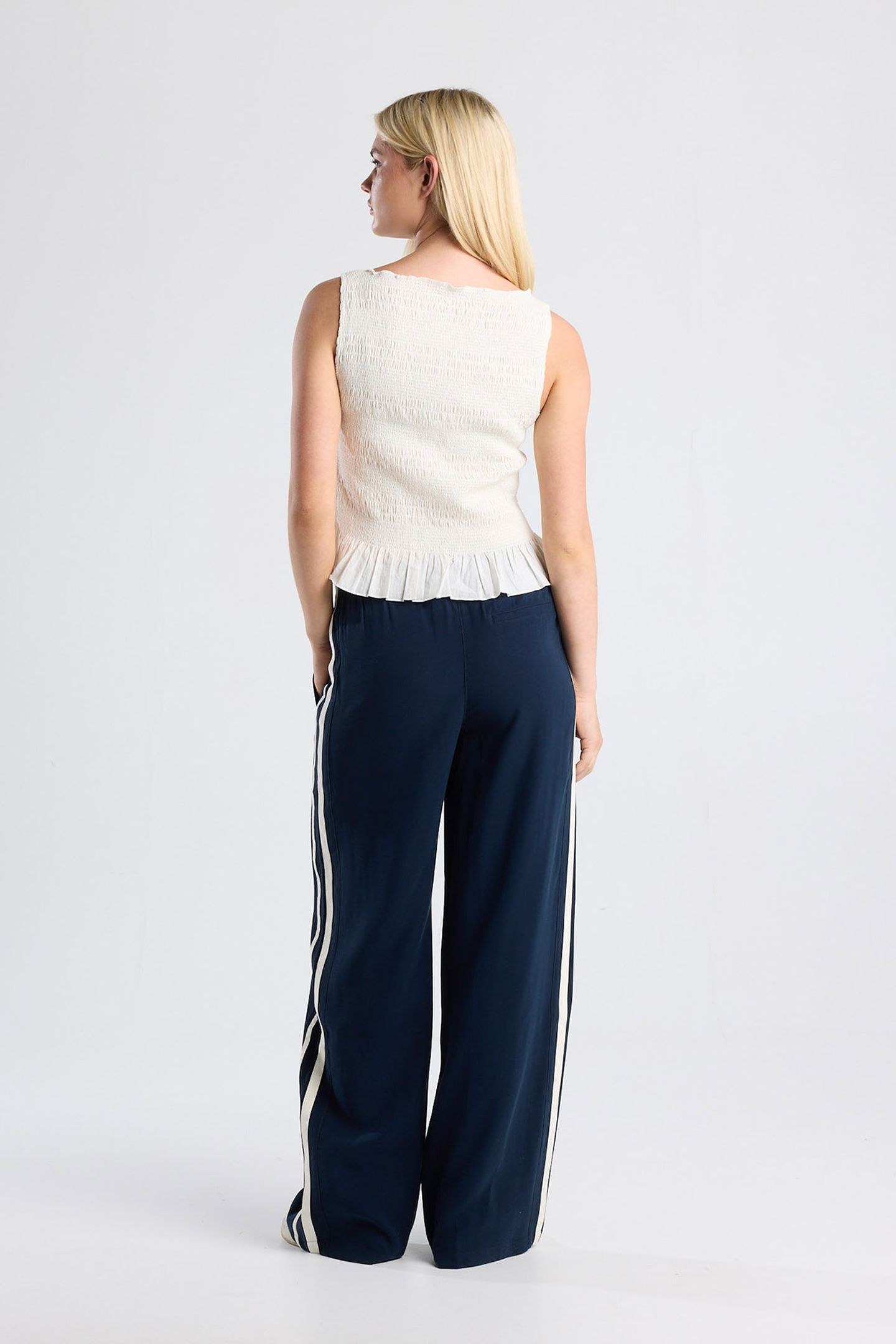 IMARA OFF WHITE 3