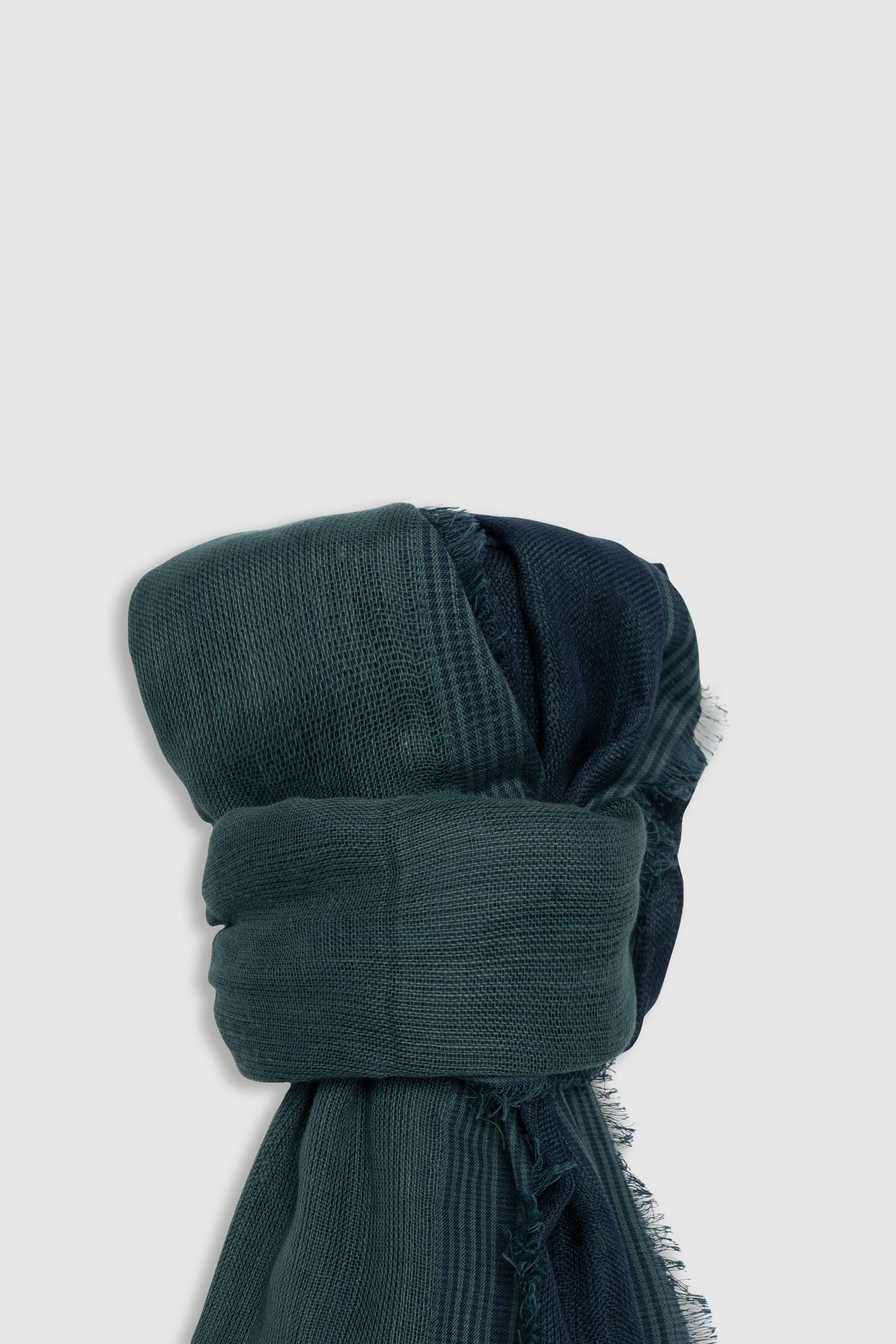 NAVY DOUBLE-SIDED SCARF 2