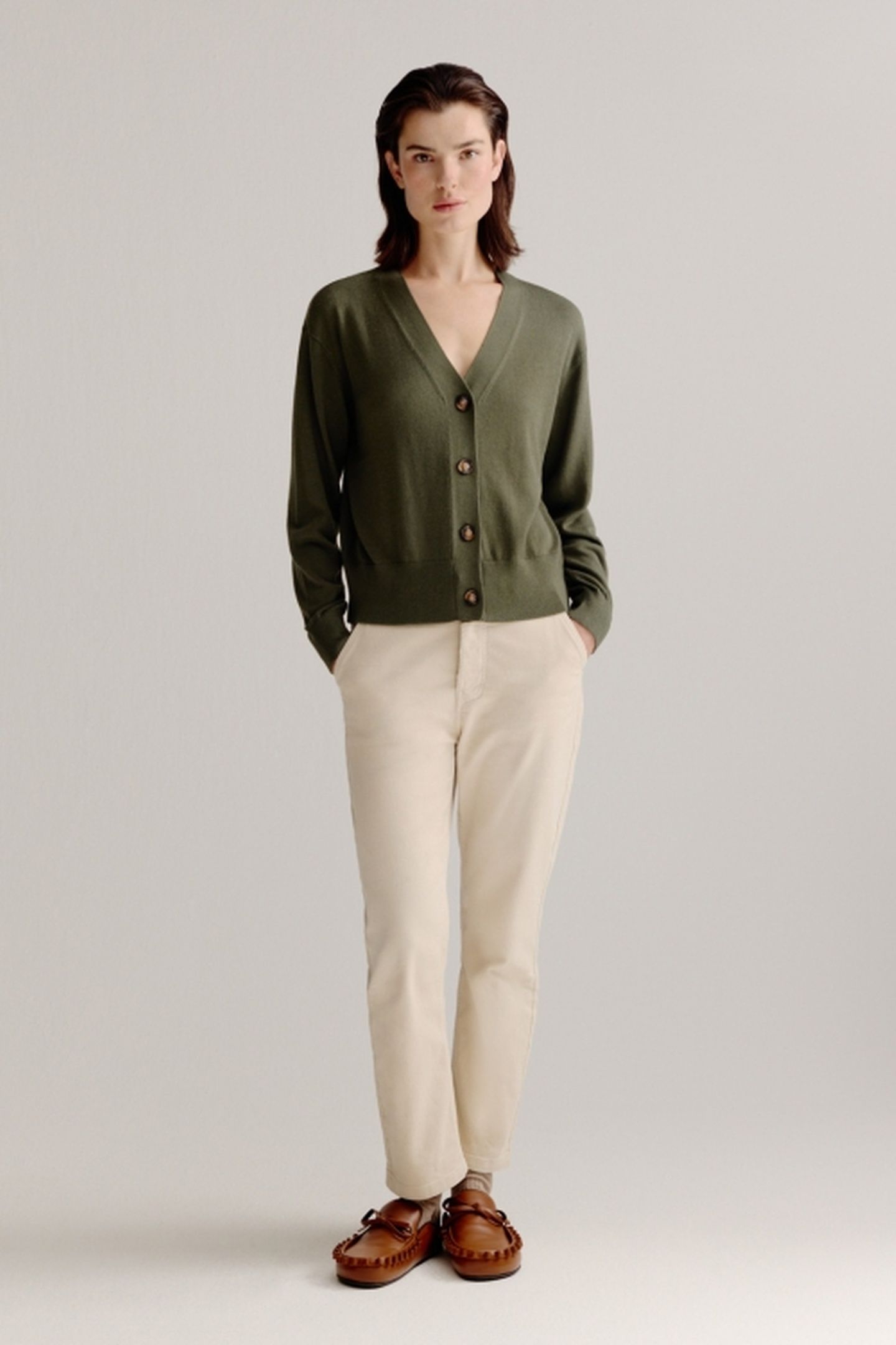 AUGUST CARDIGAN PESTO 2