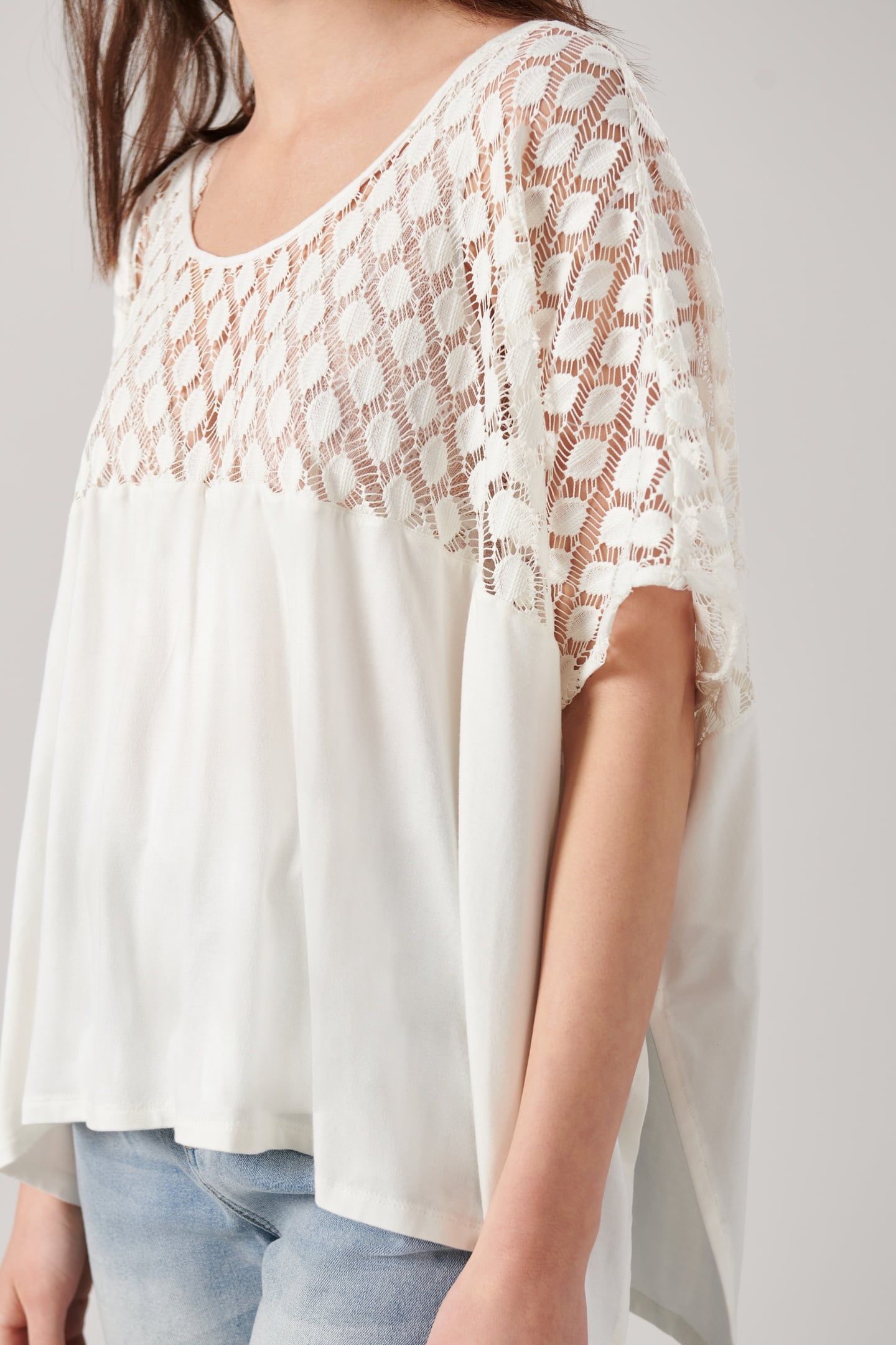CLEORA MOON WHITE 3