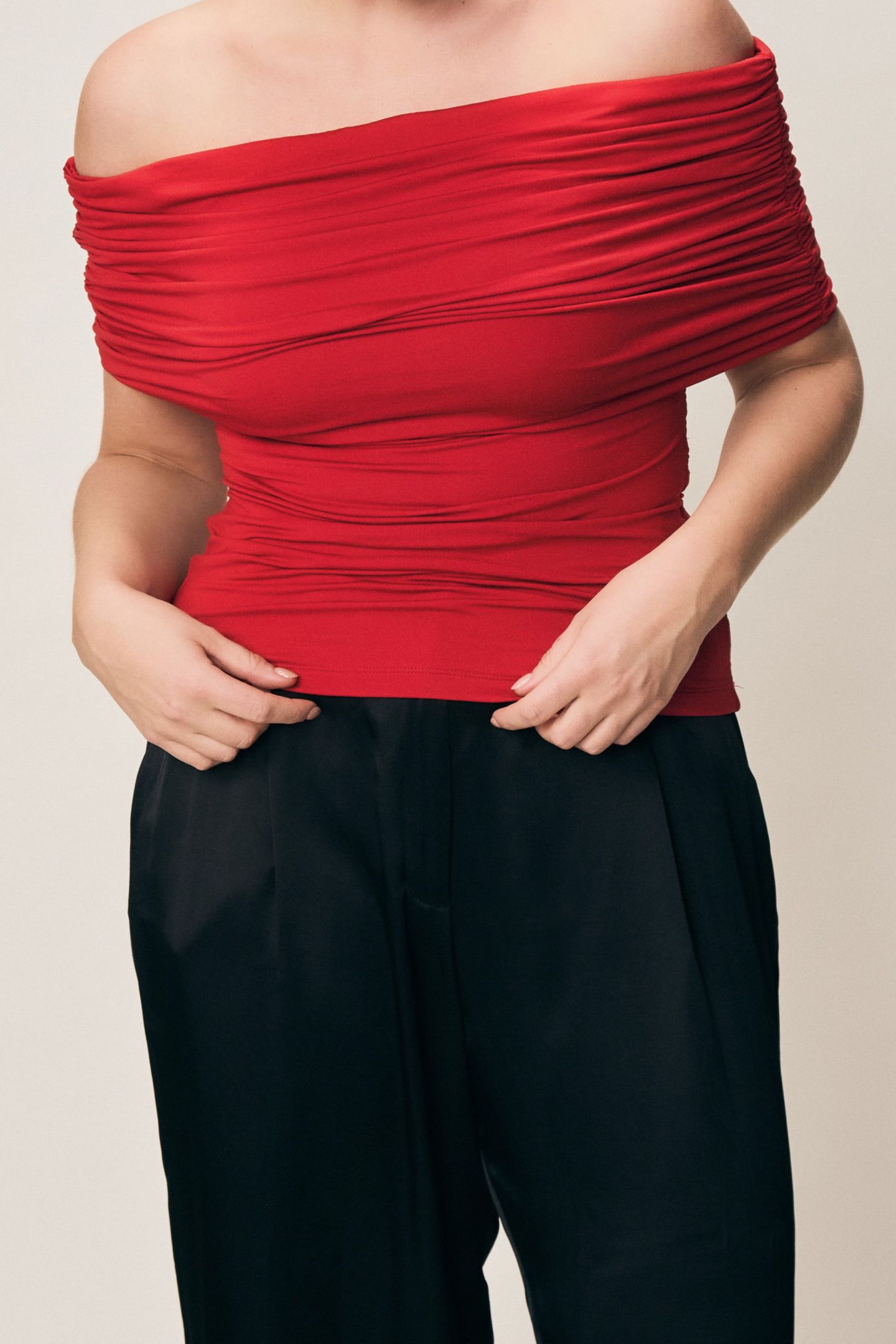 DOSINIA LUSCIOUS RED 1