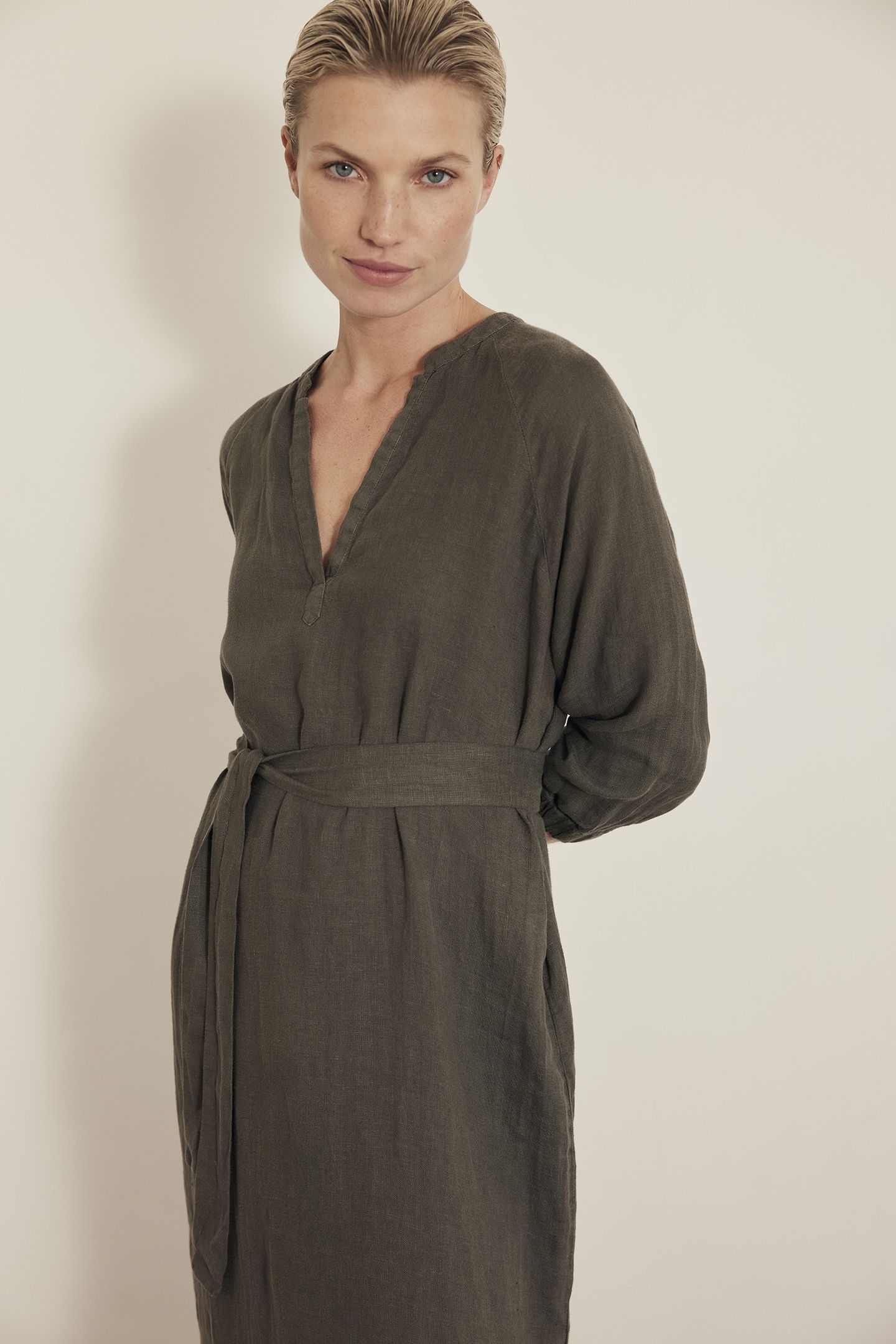 KIARA DRESS GRAPHITE 2