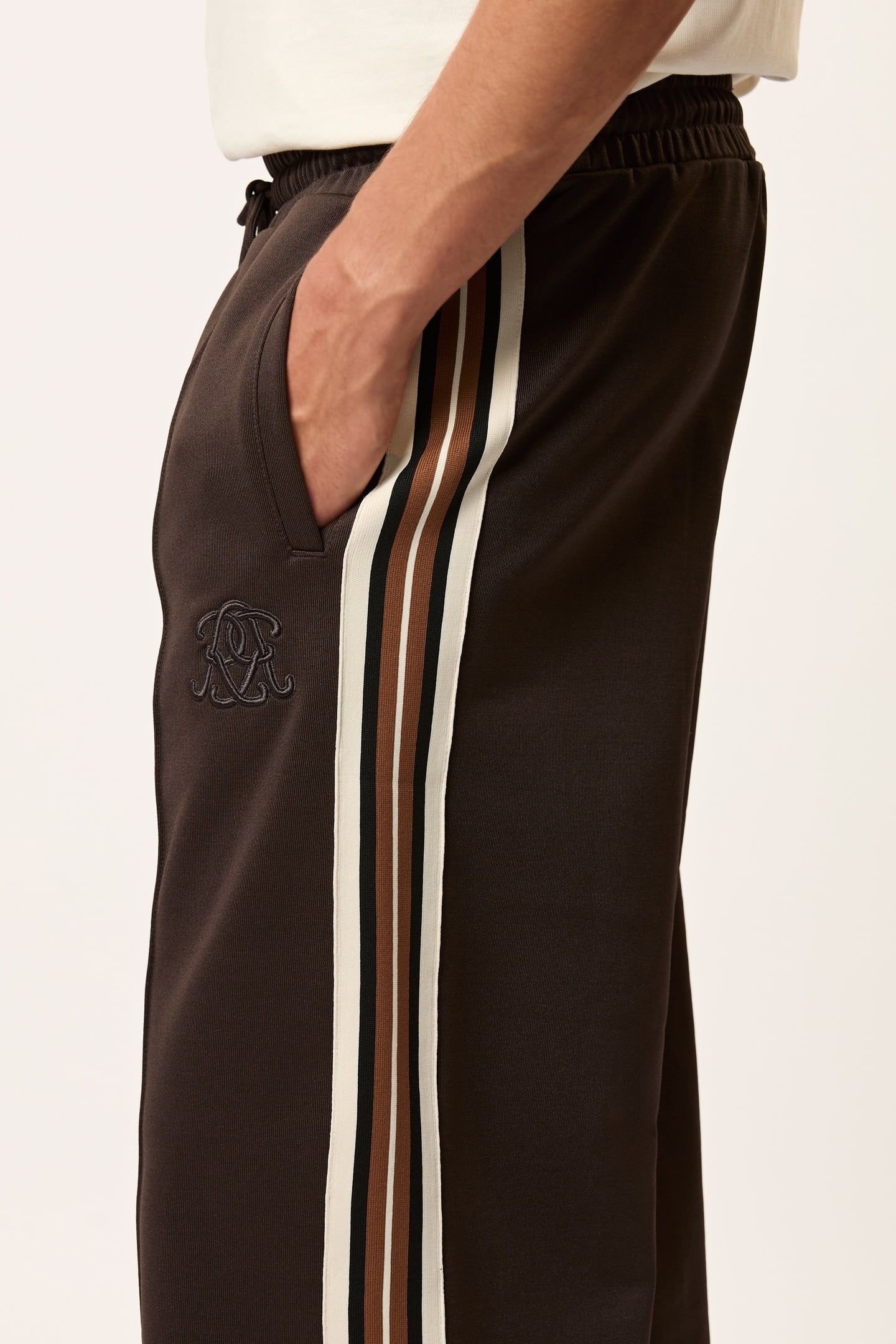 DRAWSTRING WIDE LEG JOGGERS BROWN 3