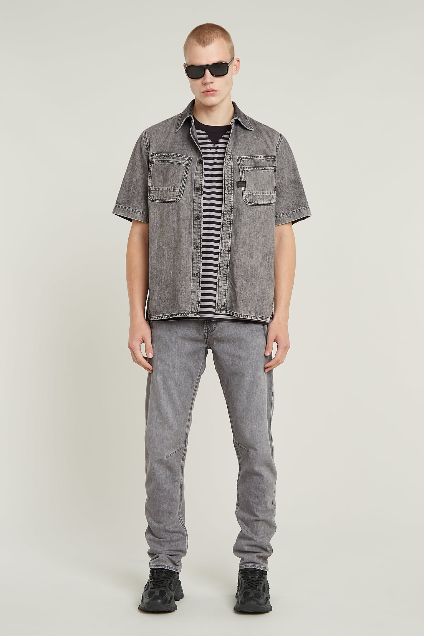 SLANTED DOUBLE POCKET REGULAR SHIRT S/S SUN FADED GRAPHITE G 1