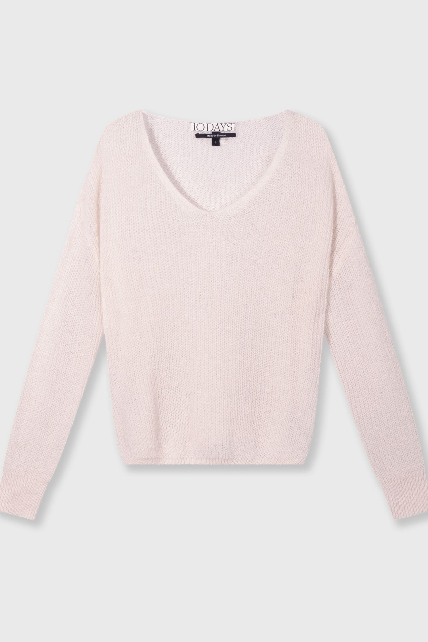 DEEP NECK KNIT SWEATER MARSHMALLOW 1