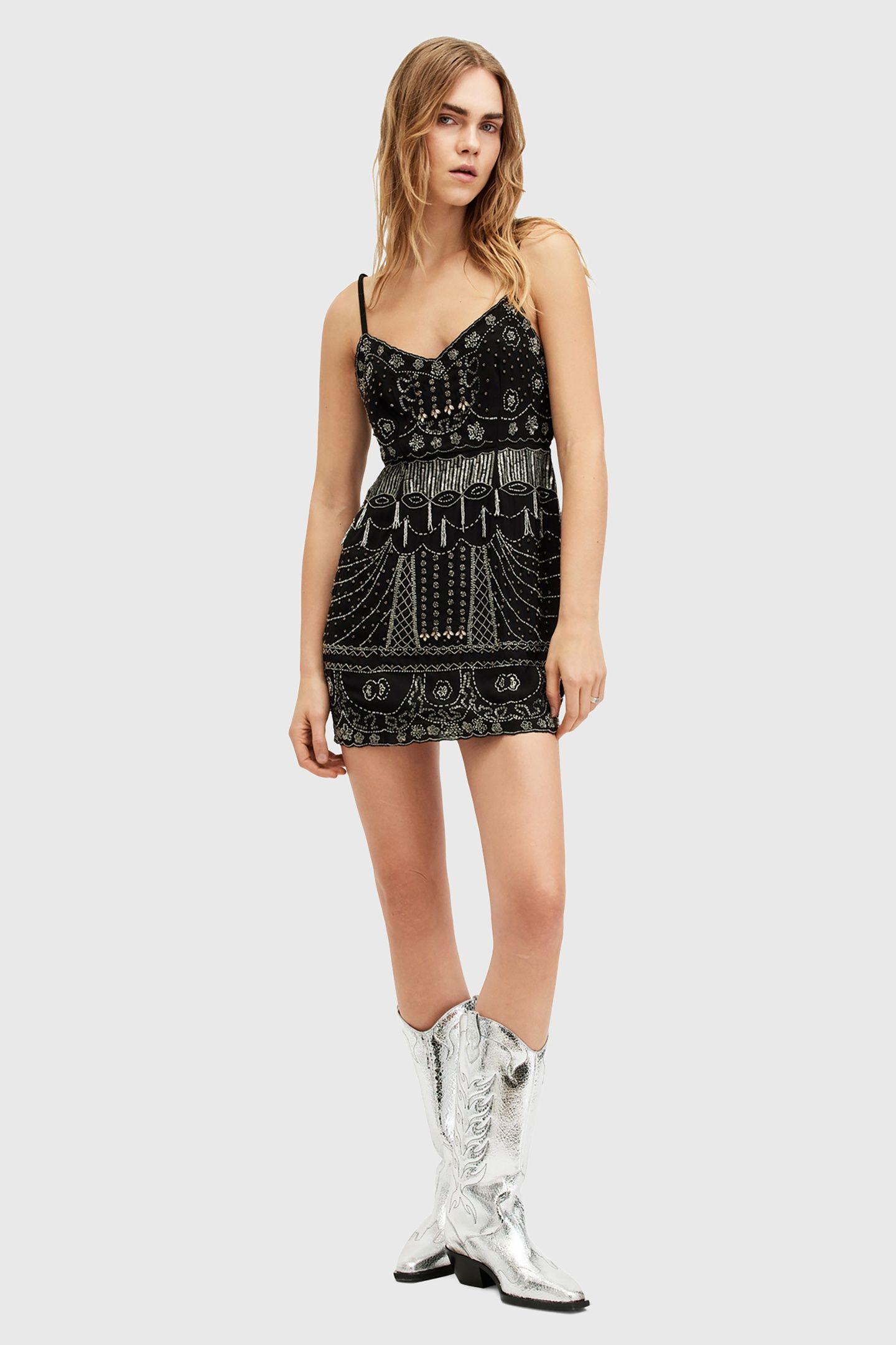 KHLOE EMB DRESS BLACK 3