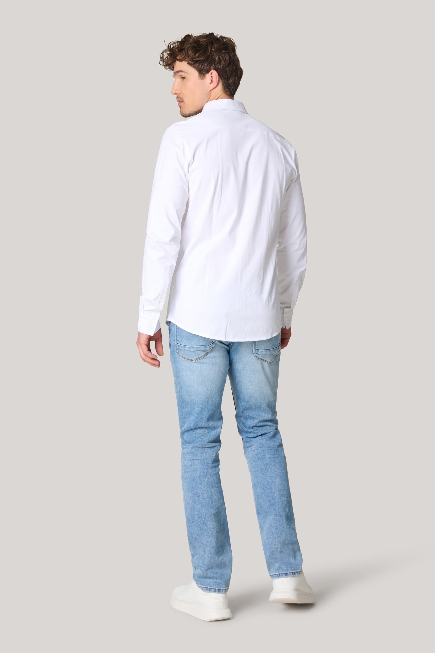 MM-SBSTRAIGHT JEANS LIGHT DENIM BLEACHED 3