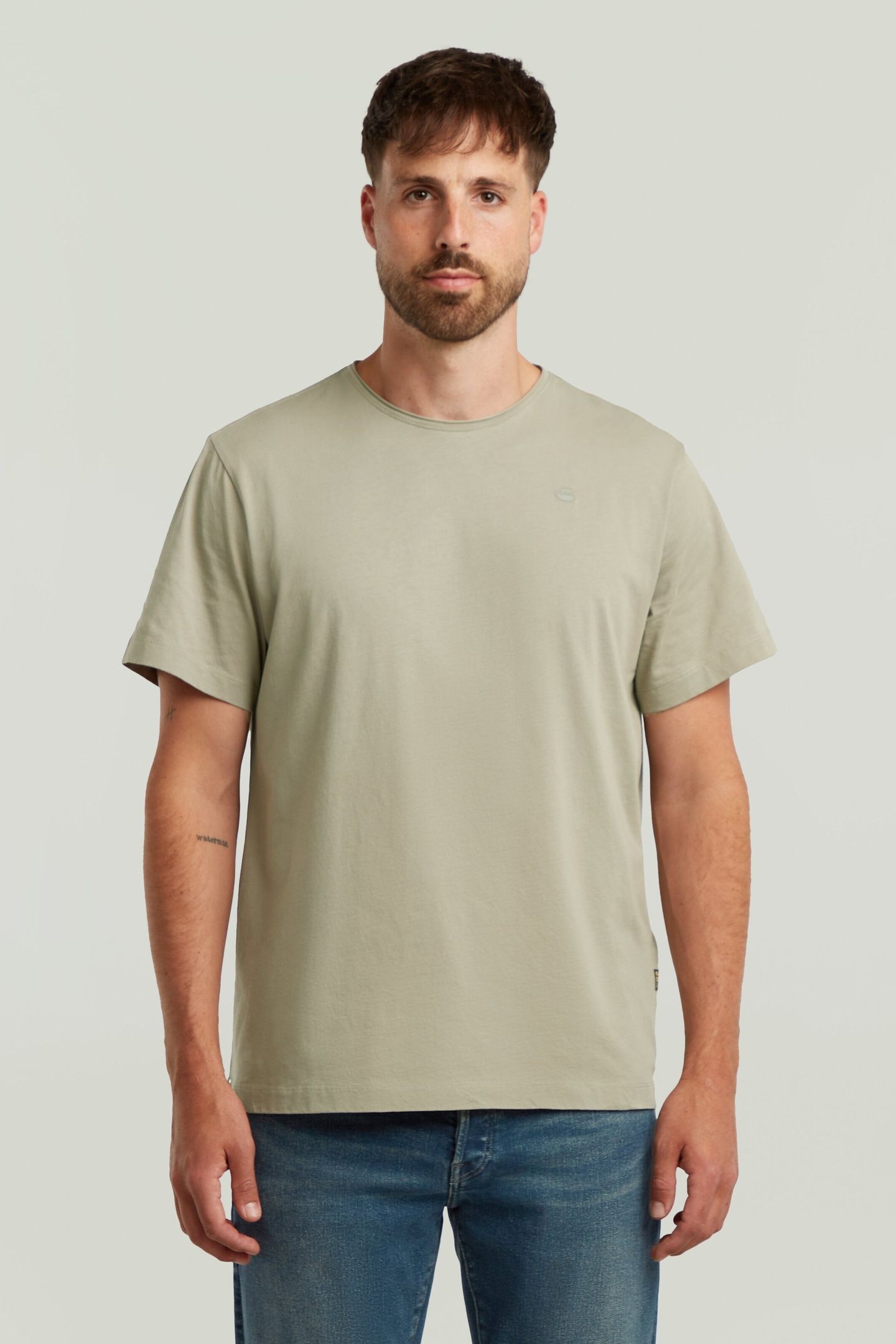 ESSENTIAL RAW NECK R T S/S SHAMROCK 2