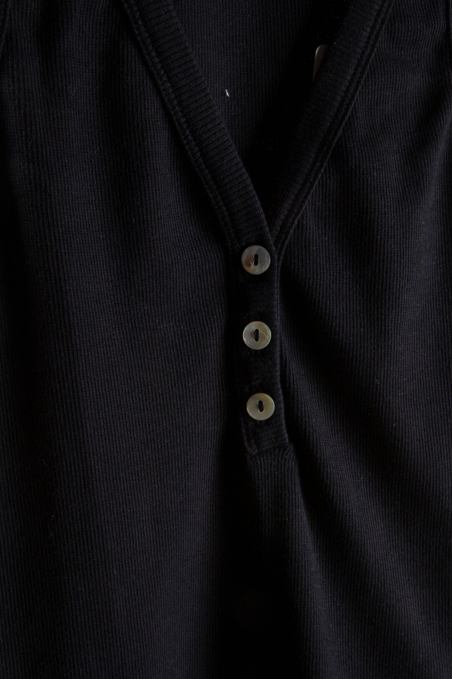 TILLY TOP BLACK 5