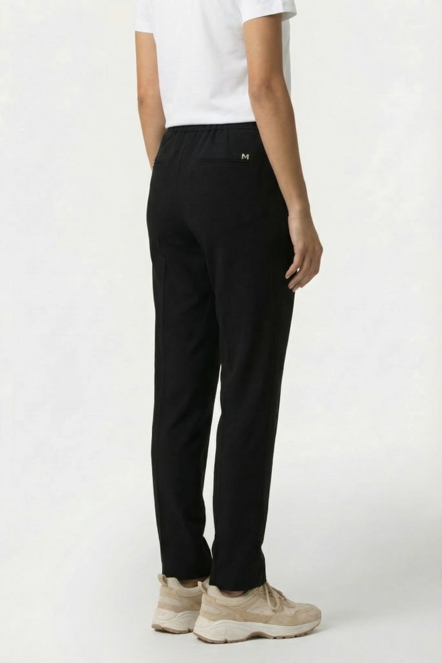 MARCIANO BY GUESS LEILA CHINO PANT JET BLACK 3