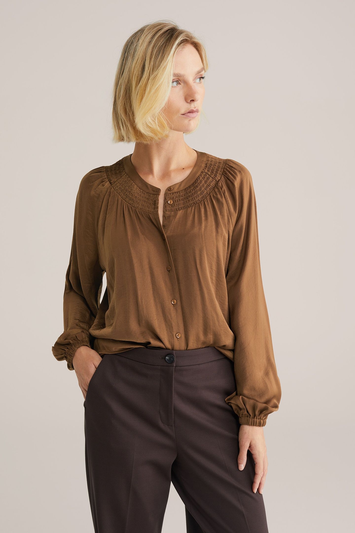 BLOUSE CARAMEL 1