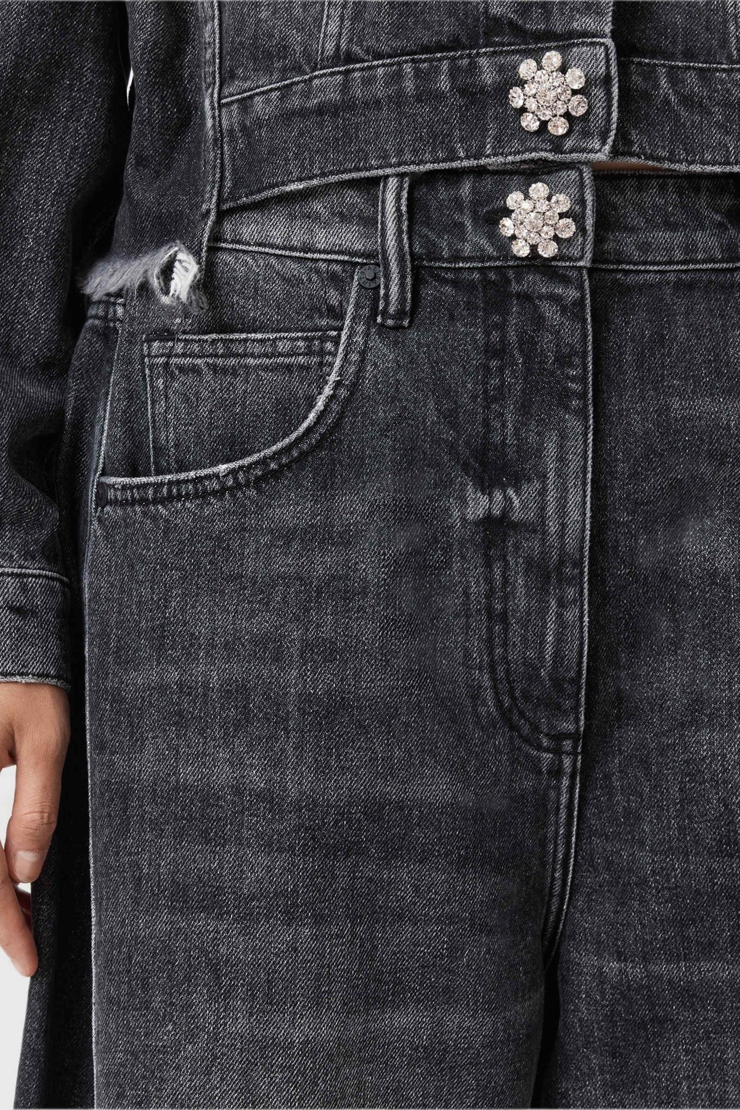 CARTER BARREL JEAN WASHED BLACK 8