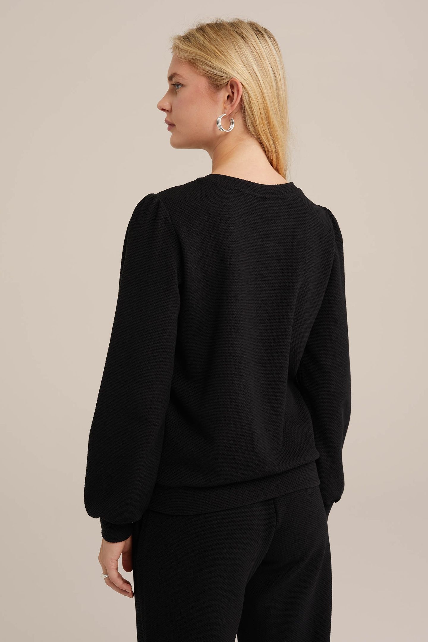 SWEATER BLACK 2