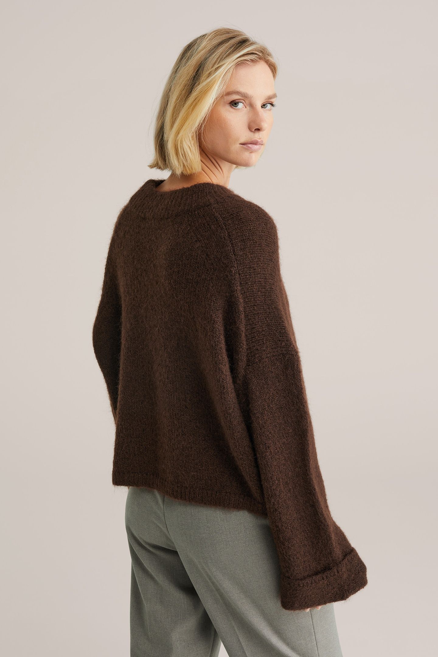 KNITTED PULLOVER DARK BROWN 2
