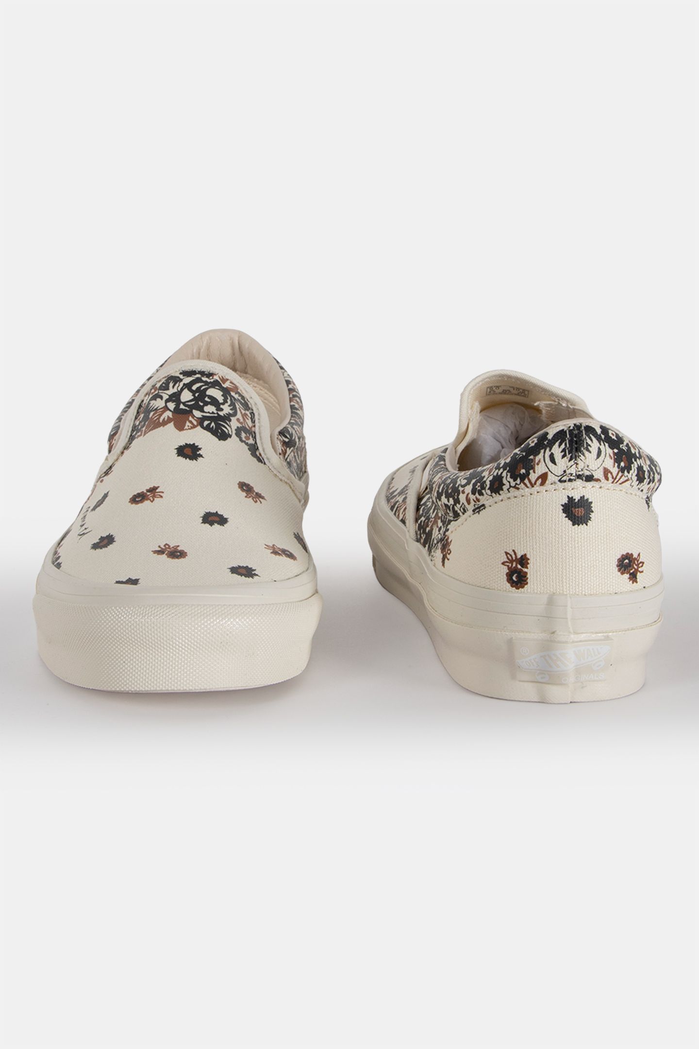 UNISEX OG CLASSIC SLIP-ON NOMA T.D. X END WHITE 3