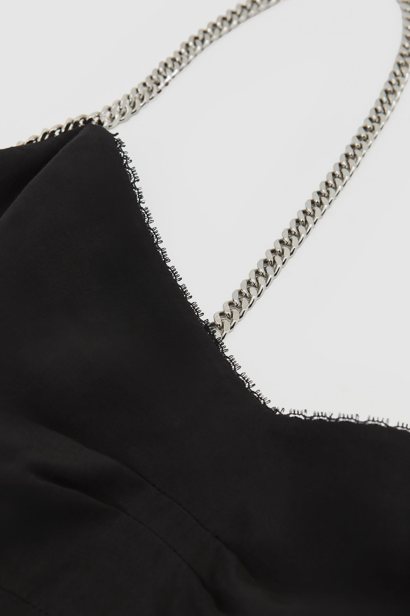 CHAIN DETAIL CAMI BLACK 5