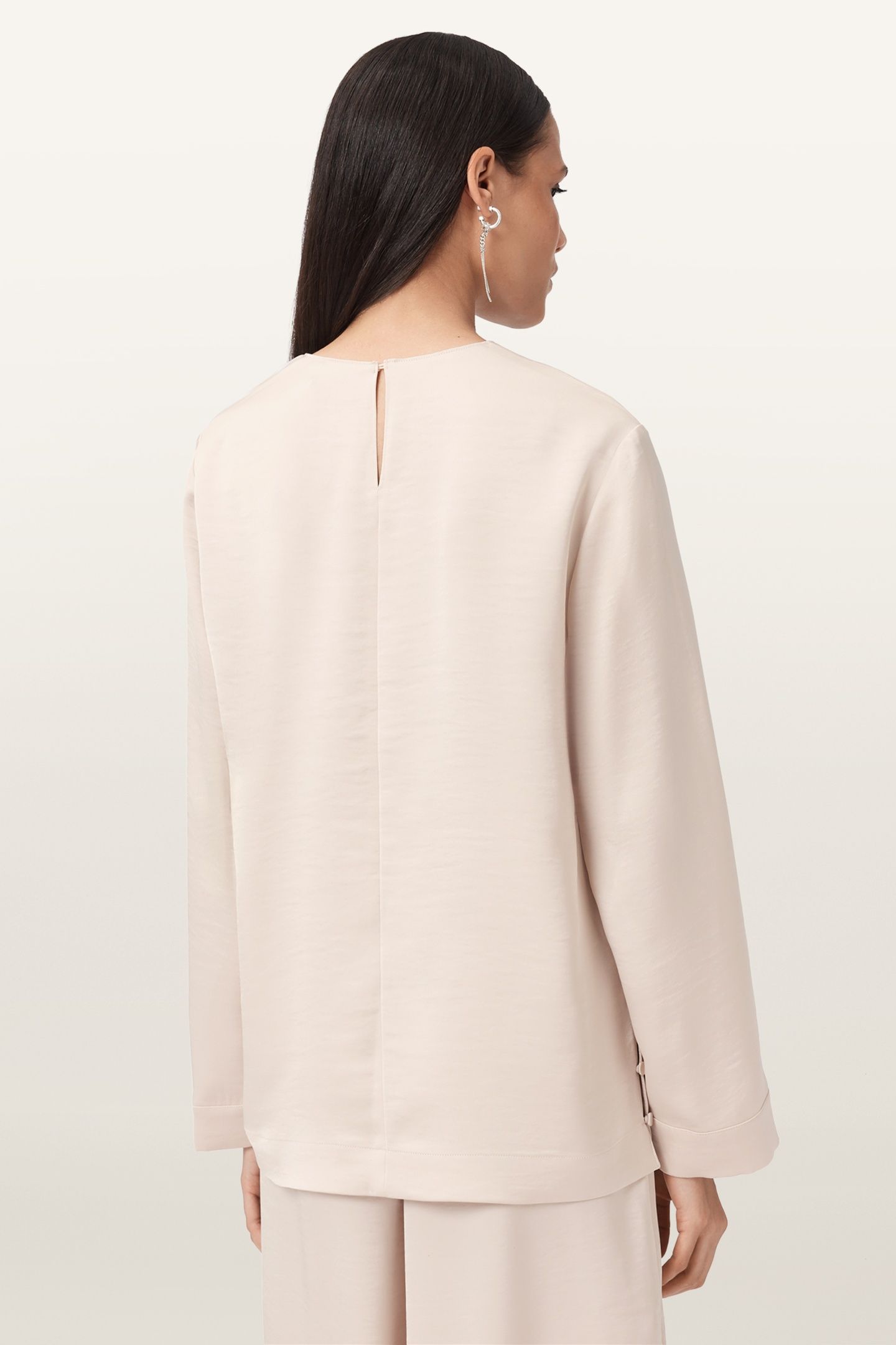 LEANNE TOP ANTIQUE WHITE 3