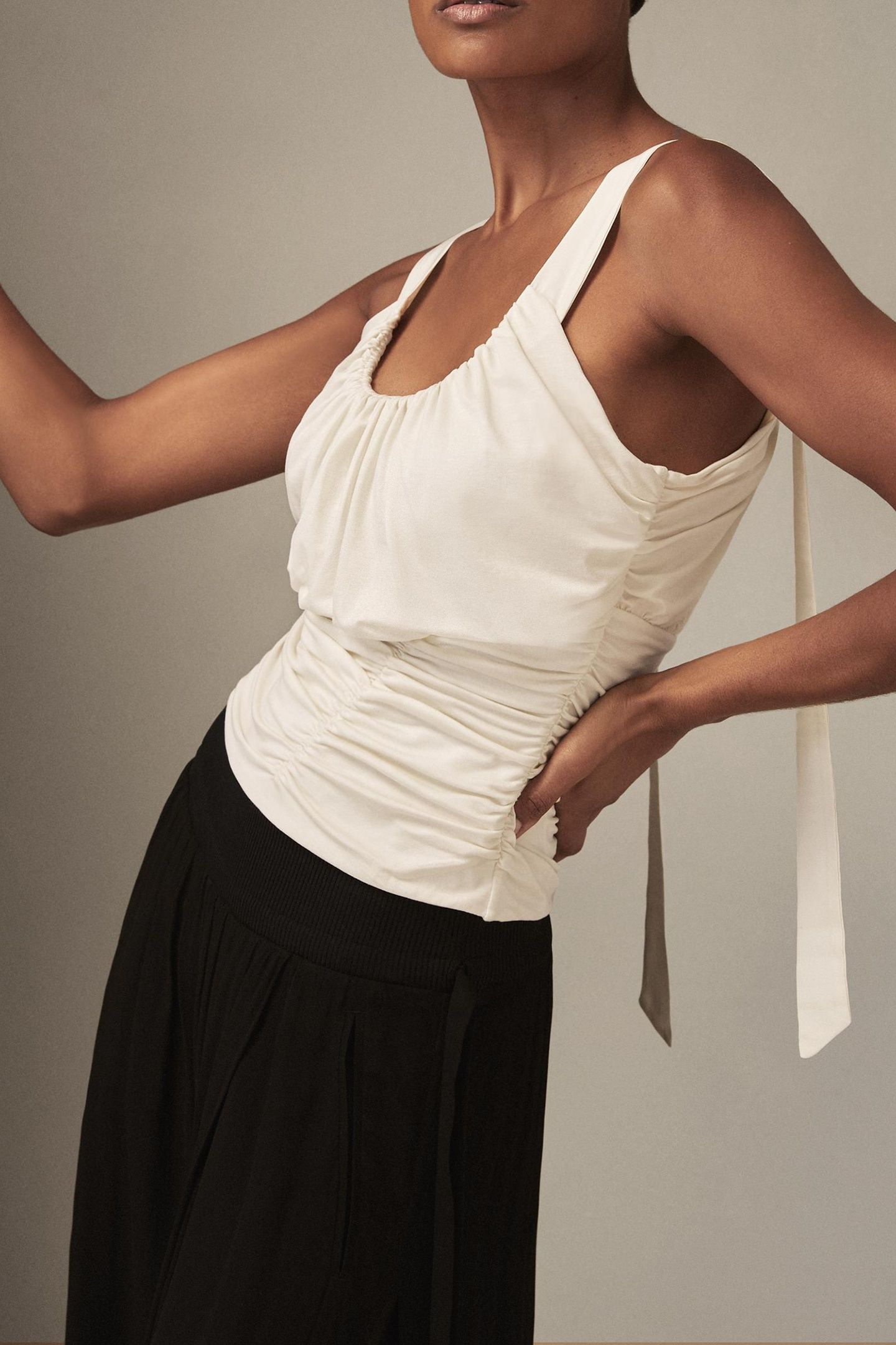 RUCHED VEST IVORY 7