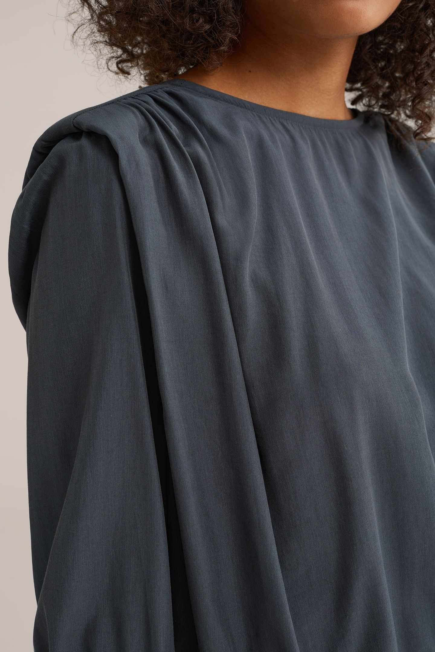 BLOUSE DARK GREY 6