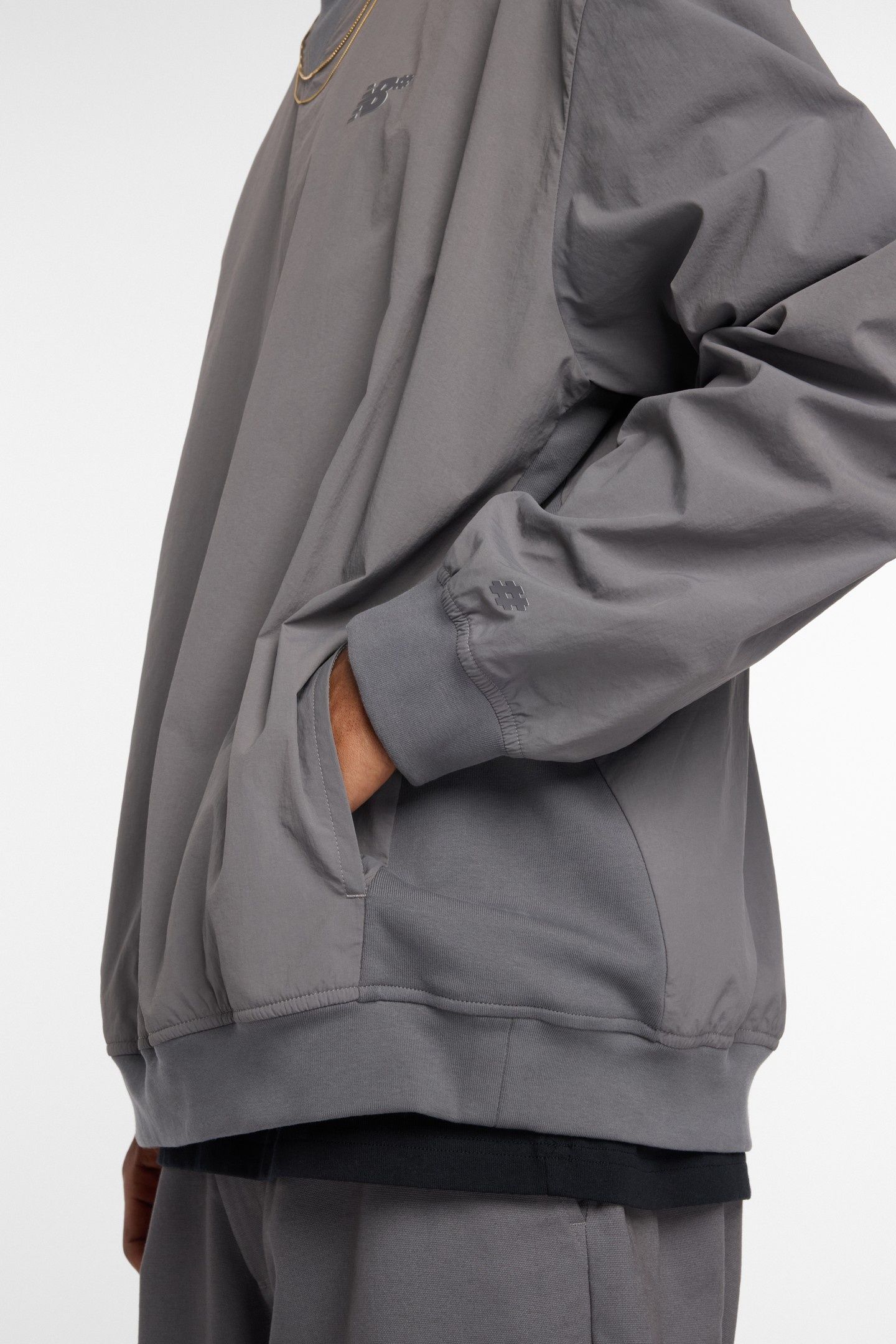 NUMERIC WOVEN CREW CASTLRCK 6