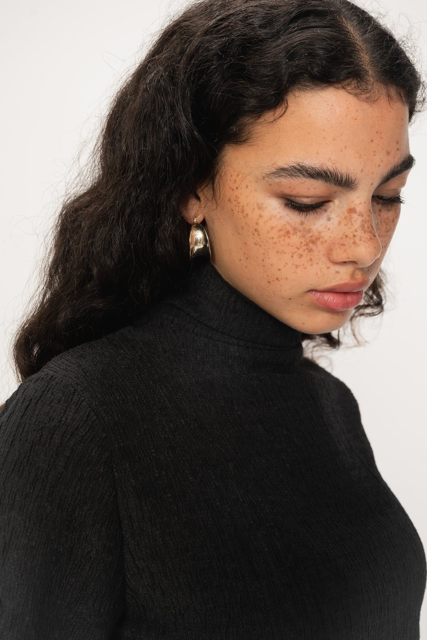 MIRACH BLACK 5