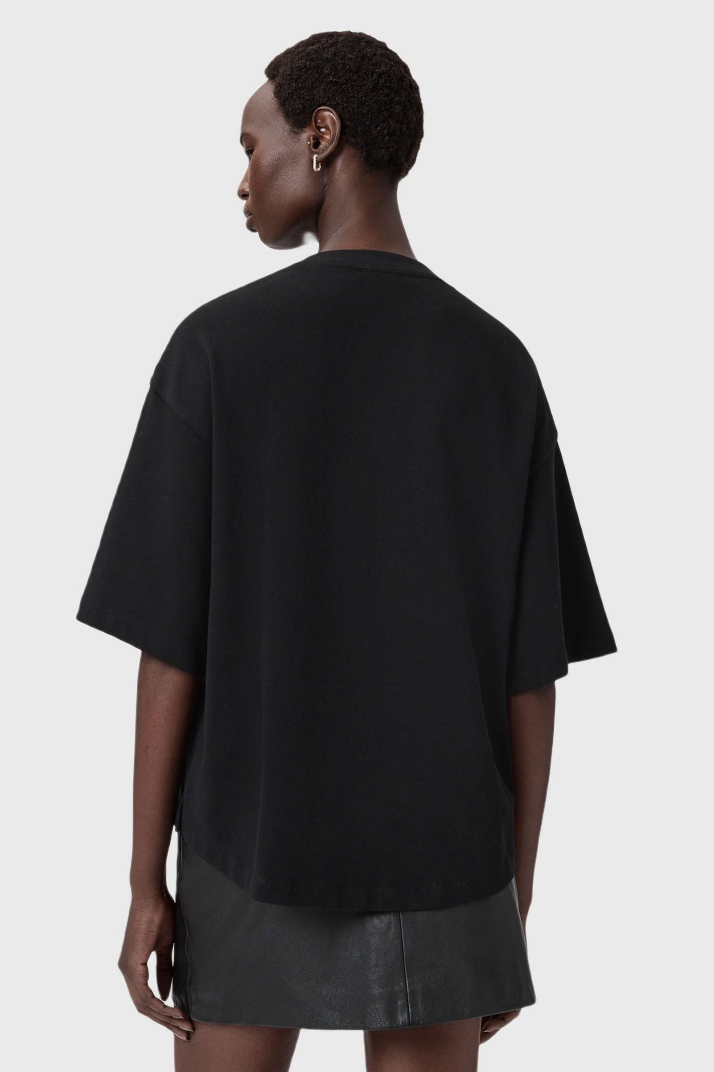 GLIDE AMELIE TEE BLACK/GOLD 3