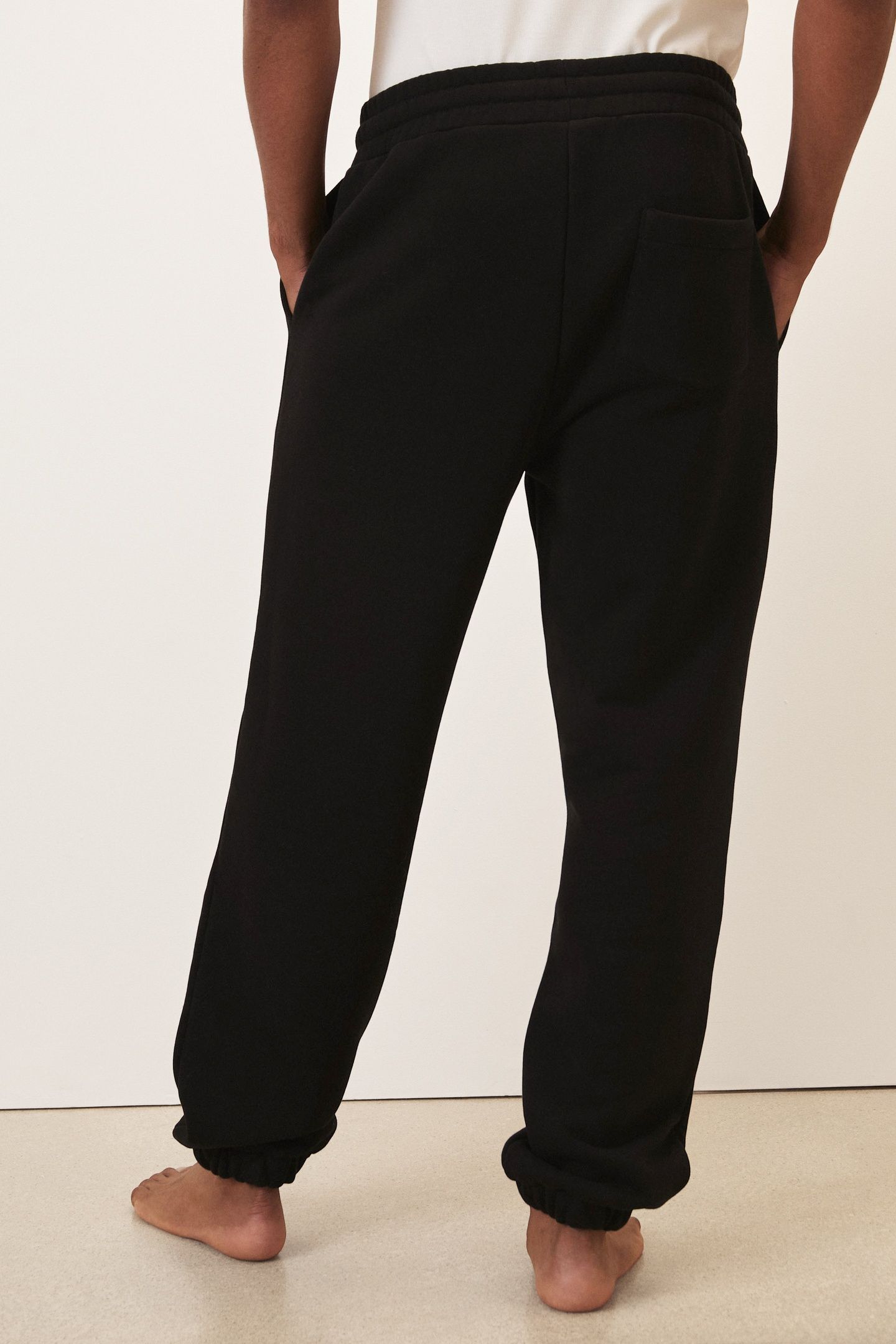 HEAVYWEIGHT EMBROIDERED JOGGER WASHED BLACK 2