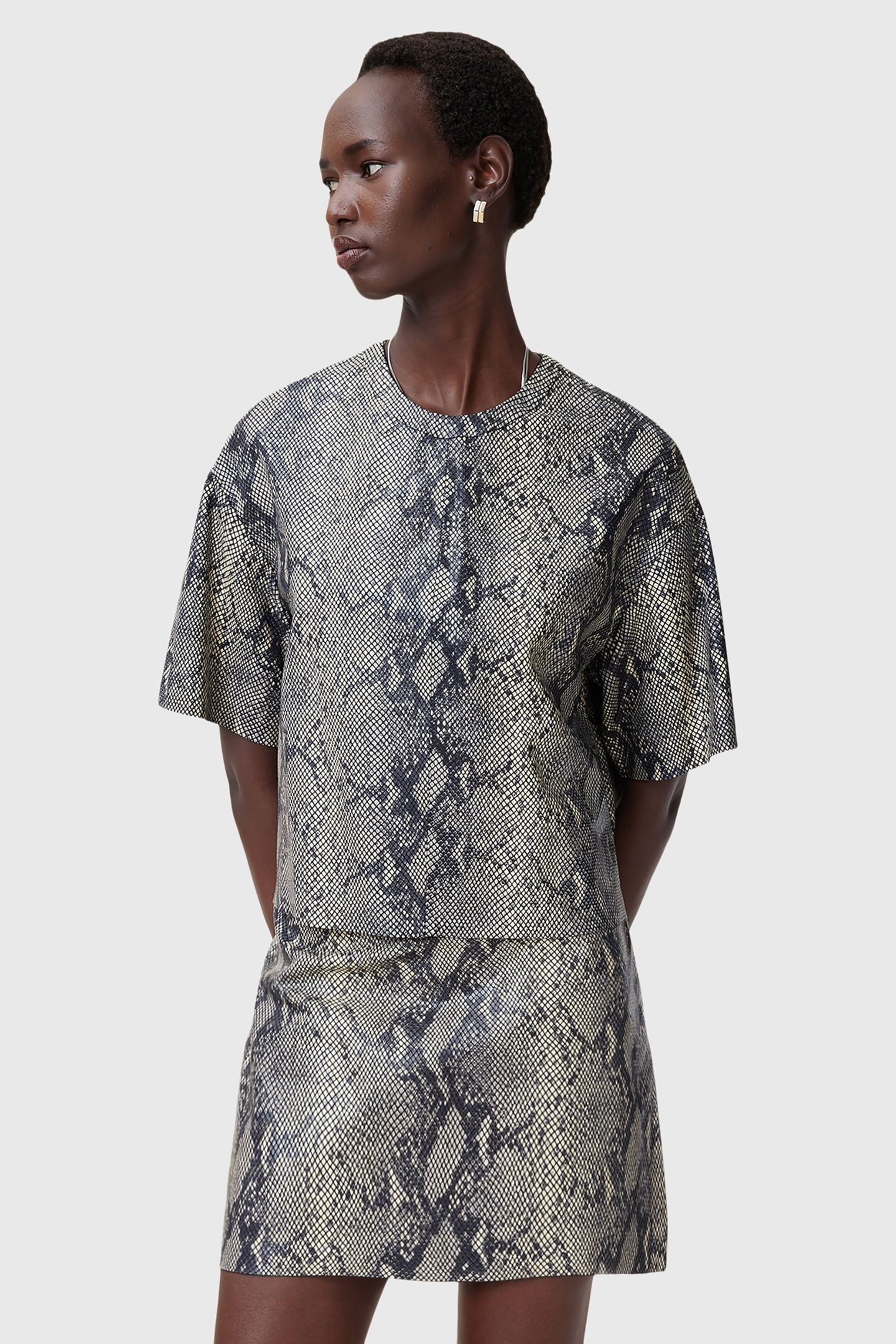RENAI SNAKE TEE NATURAL WHITE 4