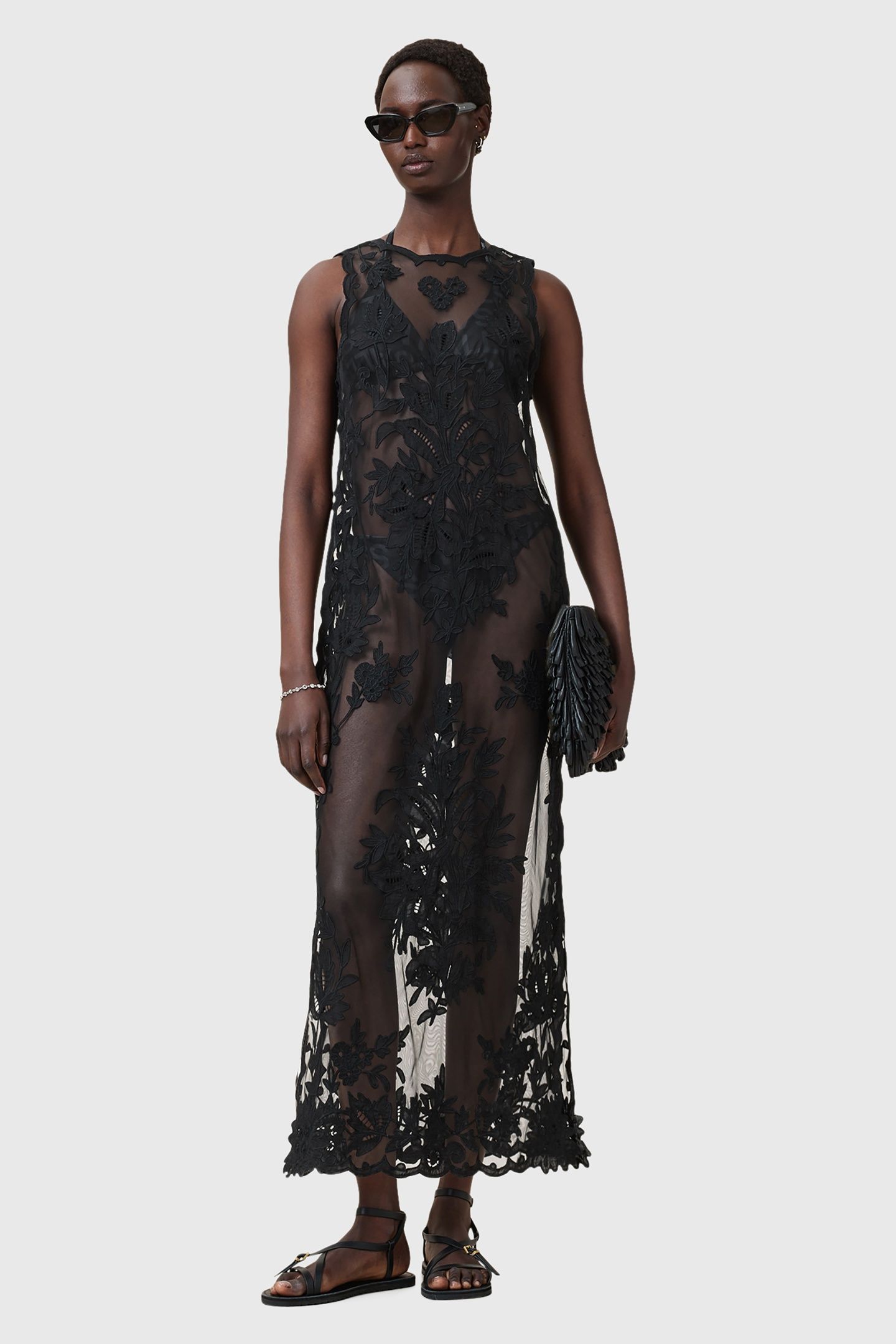 RYE EMB DRESS BLACK 1