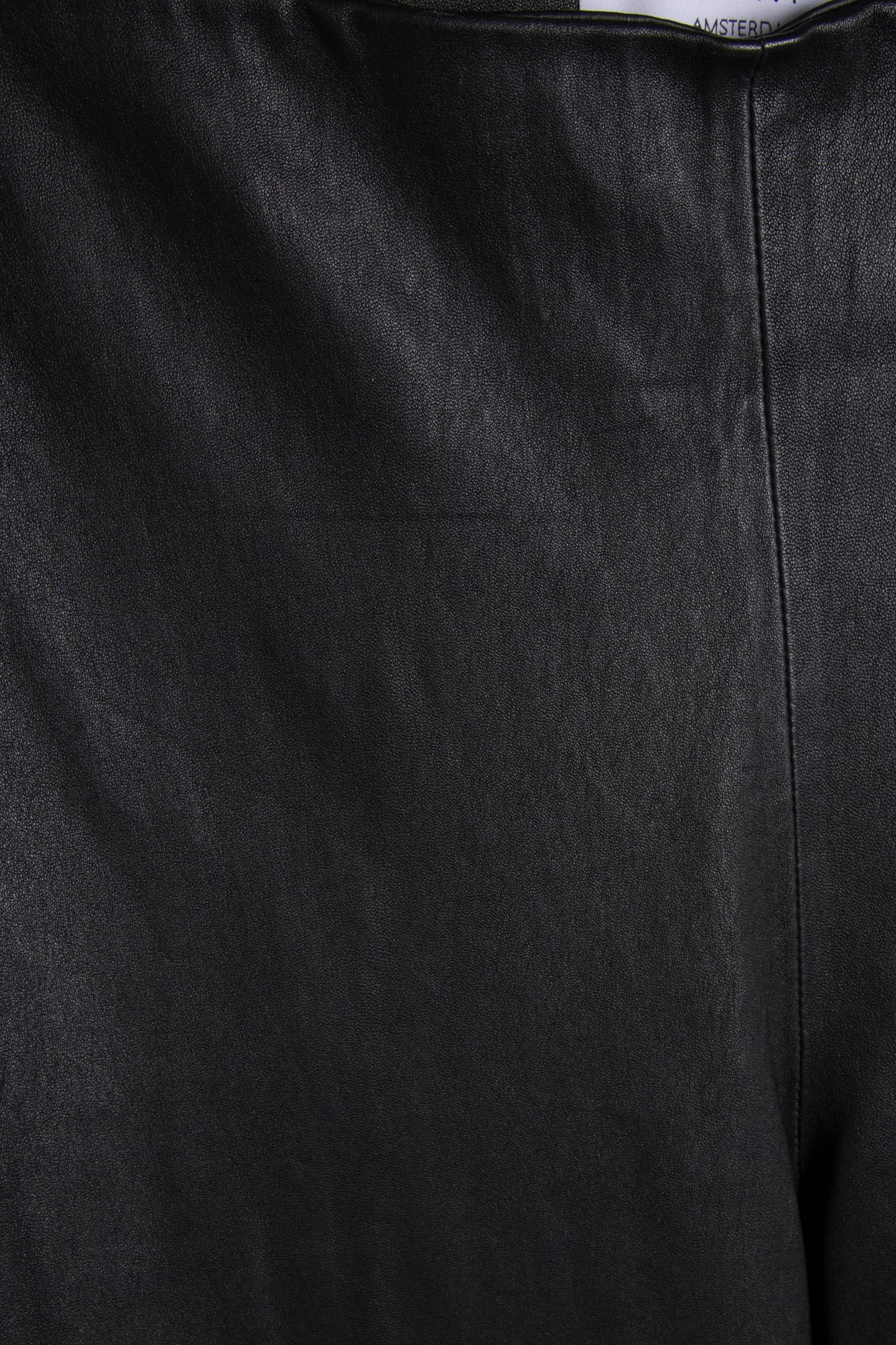 PEPPE BLACK 4