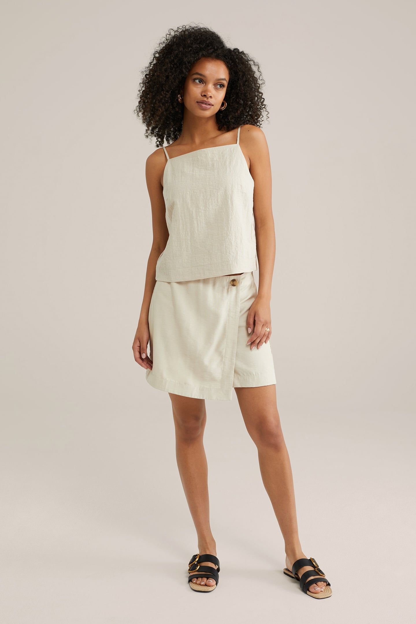 SINGLET BEIGE 3