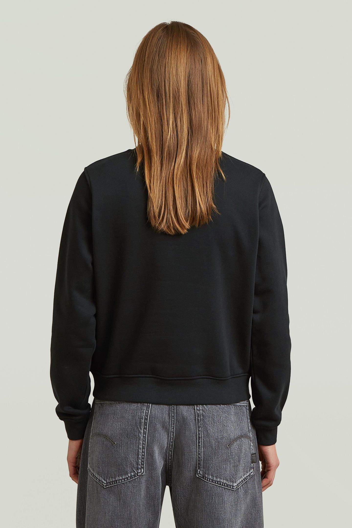 LOGO CREW SWEAT DK BLACK 3