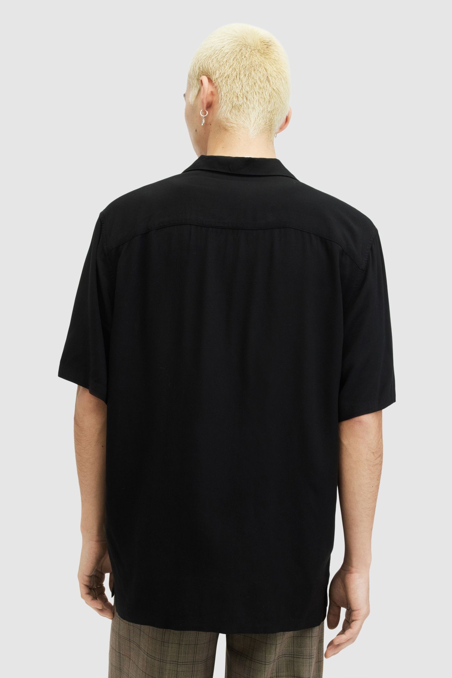 VENICE SS SHIRT BLACK 4