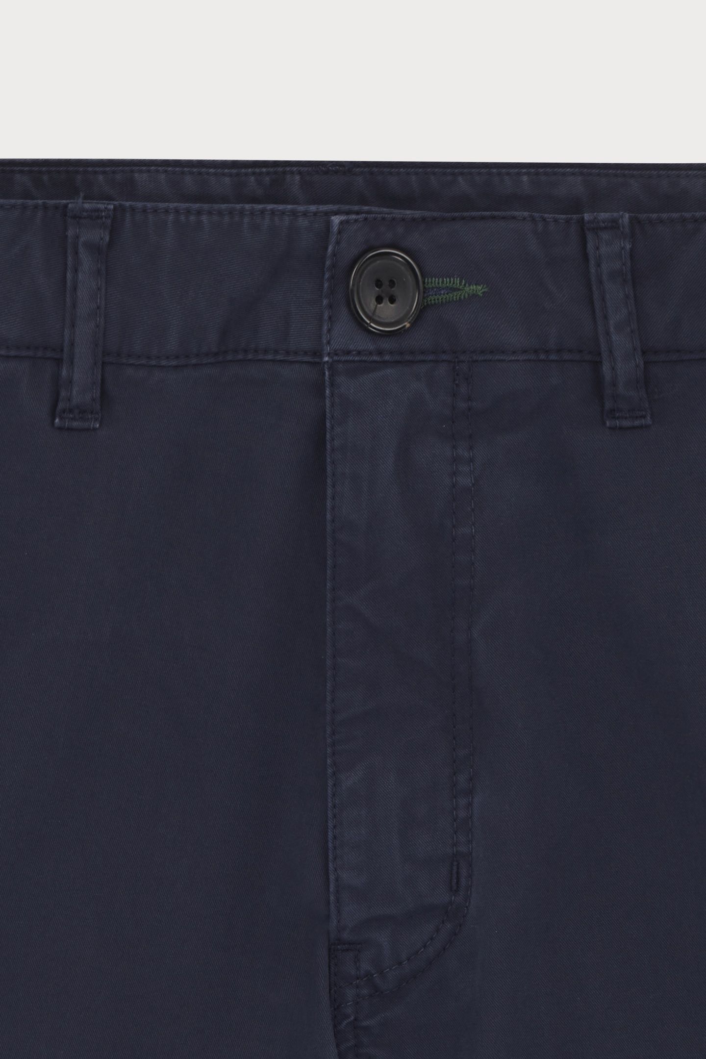 SHORT VERY DARK NAVY 3
