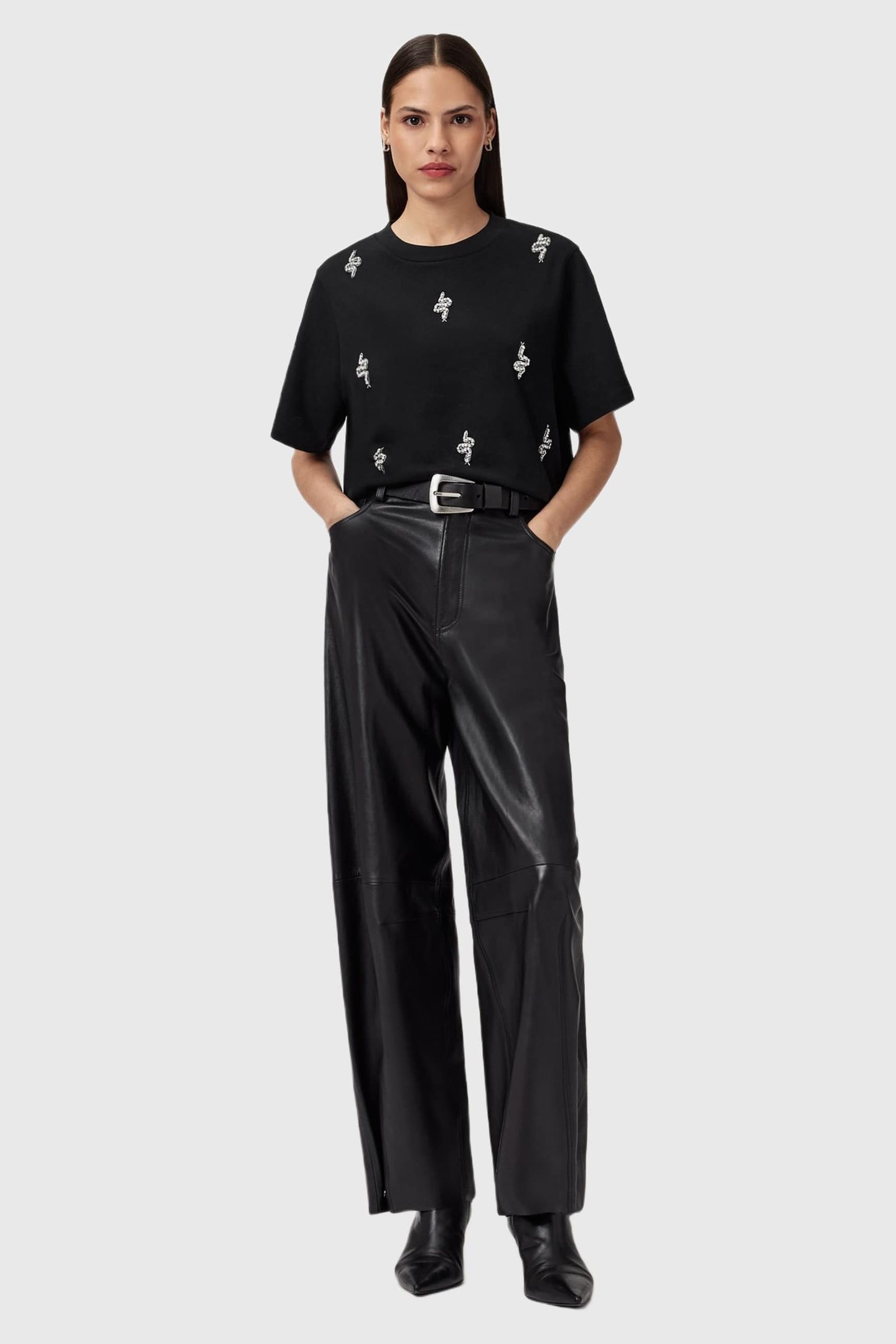 RHEA LISA TEE BLACK 3