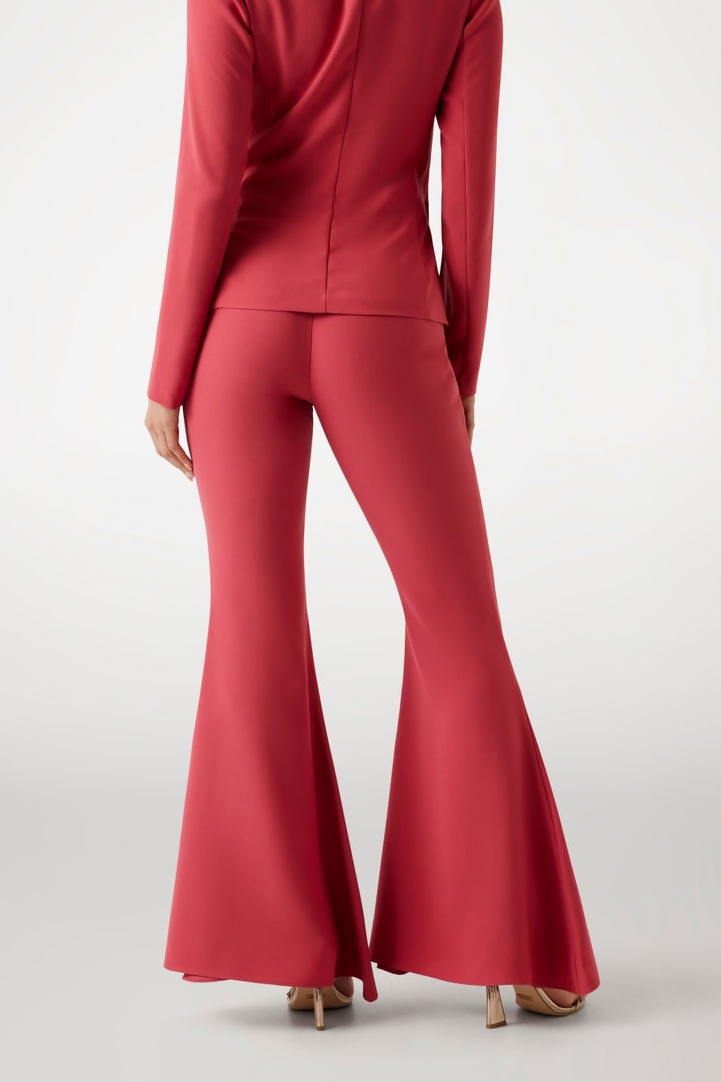 MARCIANO BY GUESS VITTORIA FLARE PANT FLOWERING PEONY 3